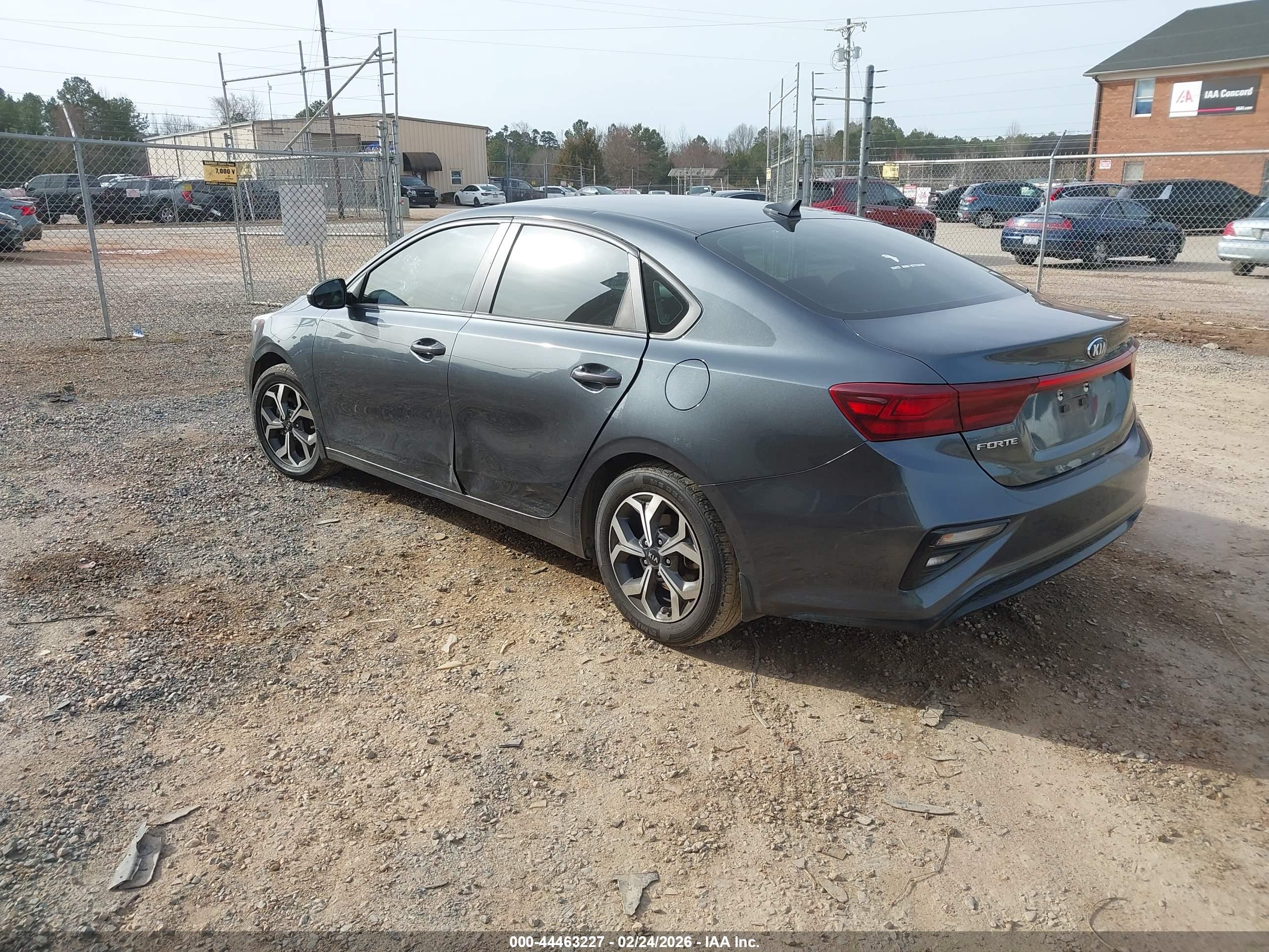 KIA FORTE image 3