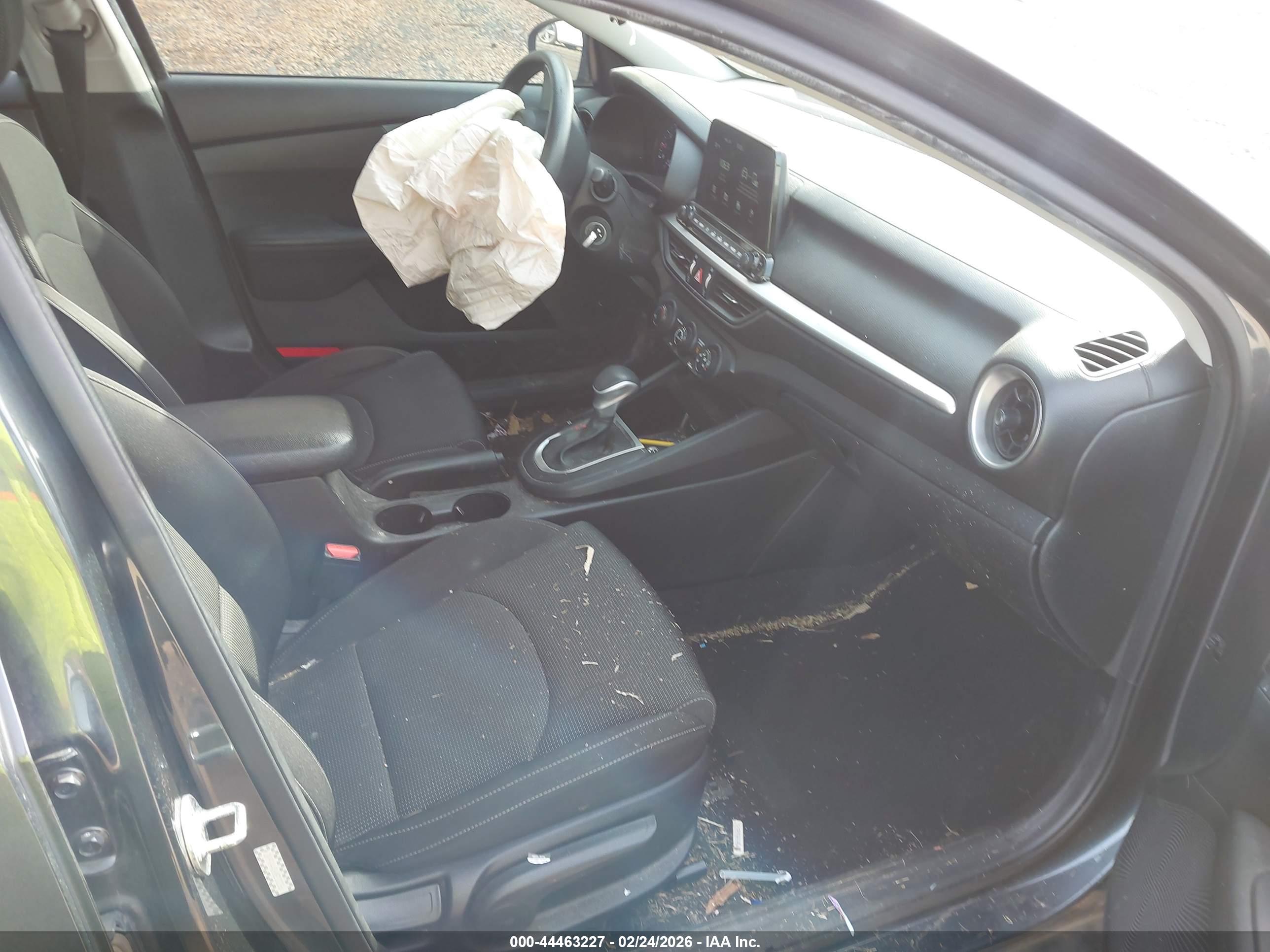 KIA FORTE image 5
