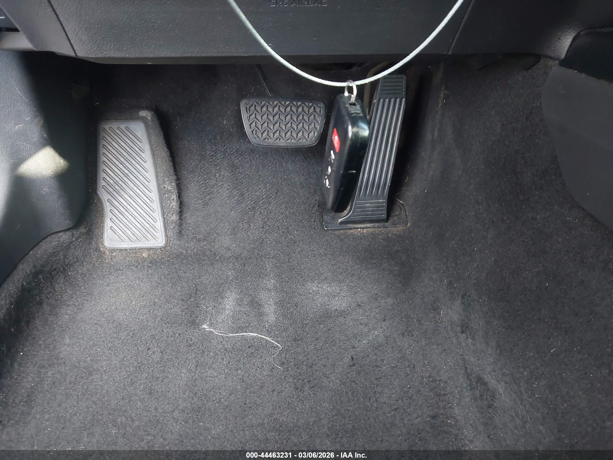 TOYOTA CAMRY image 11