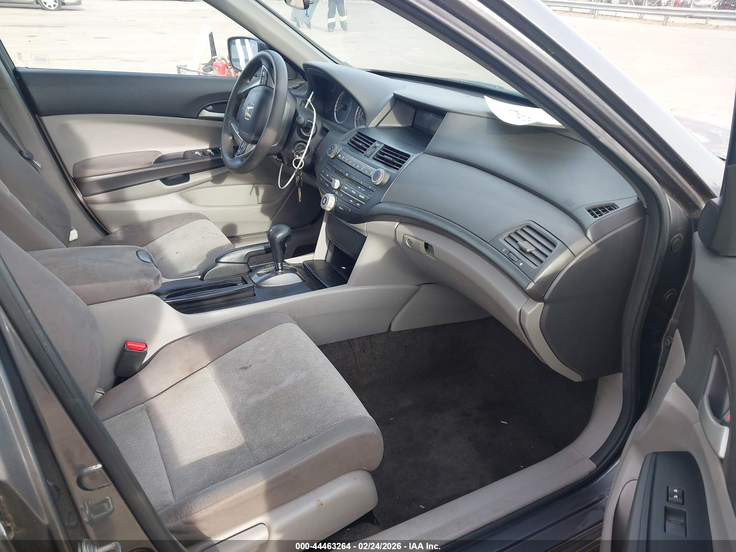 HONDA ACCORD image 5