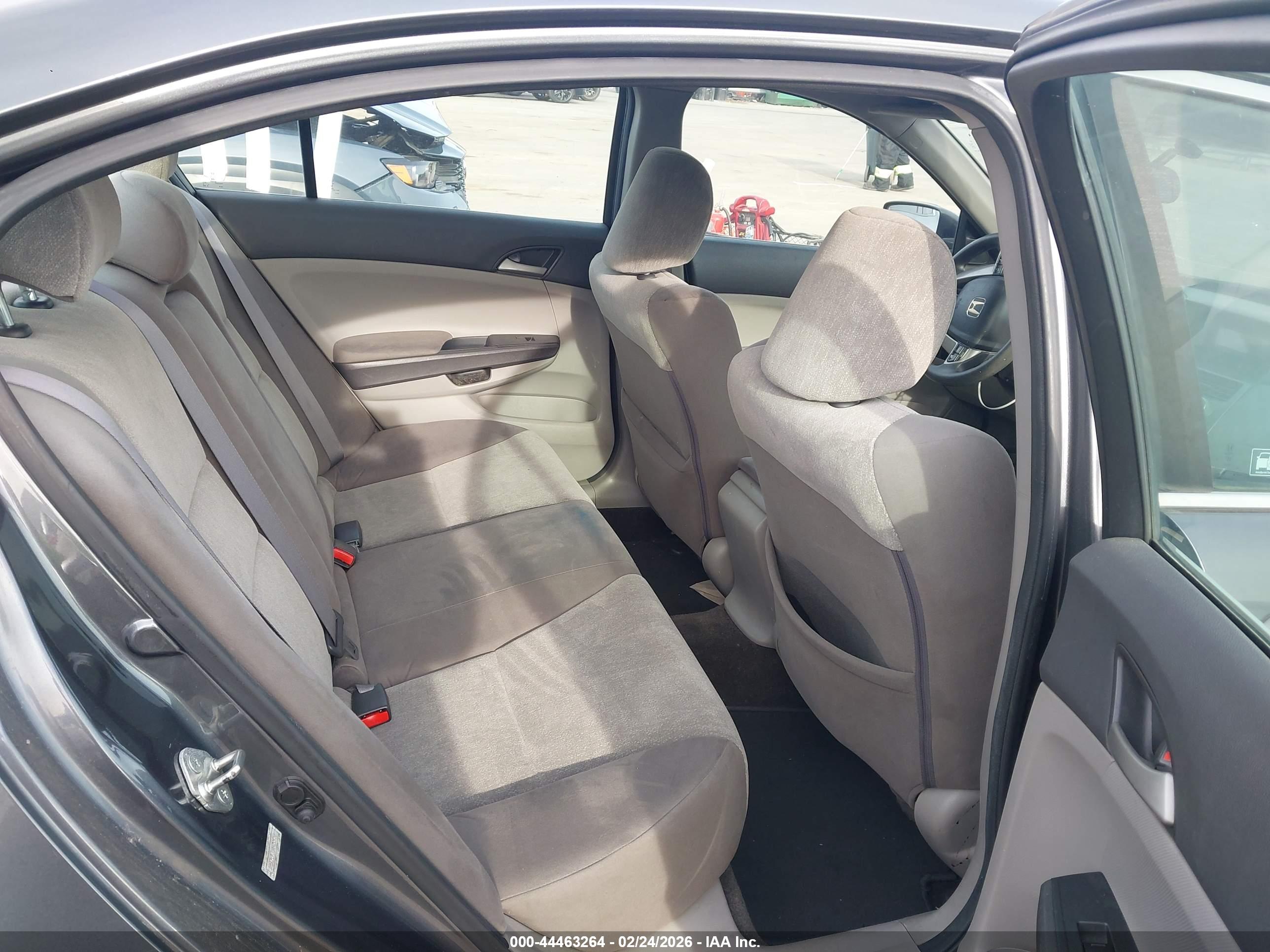 HONDA ACCORD image 8