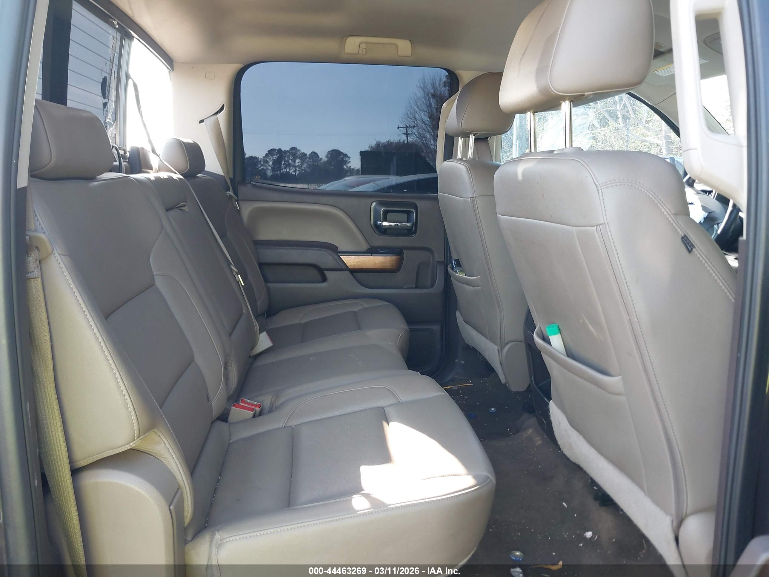 CHEVROLET SILVERADO image 8