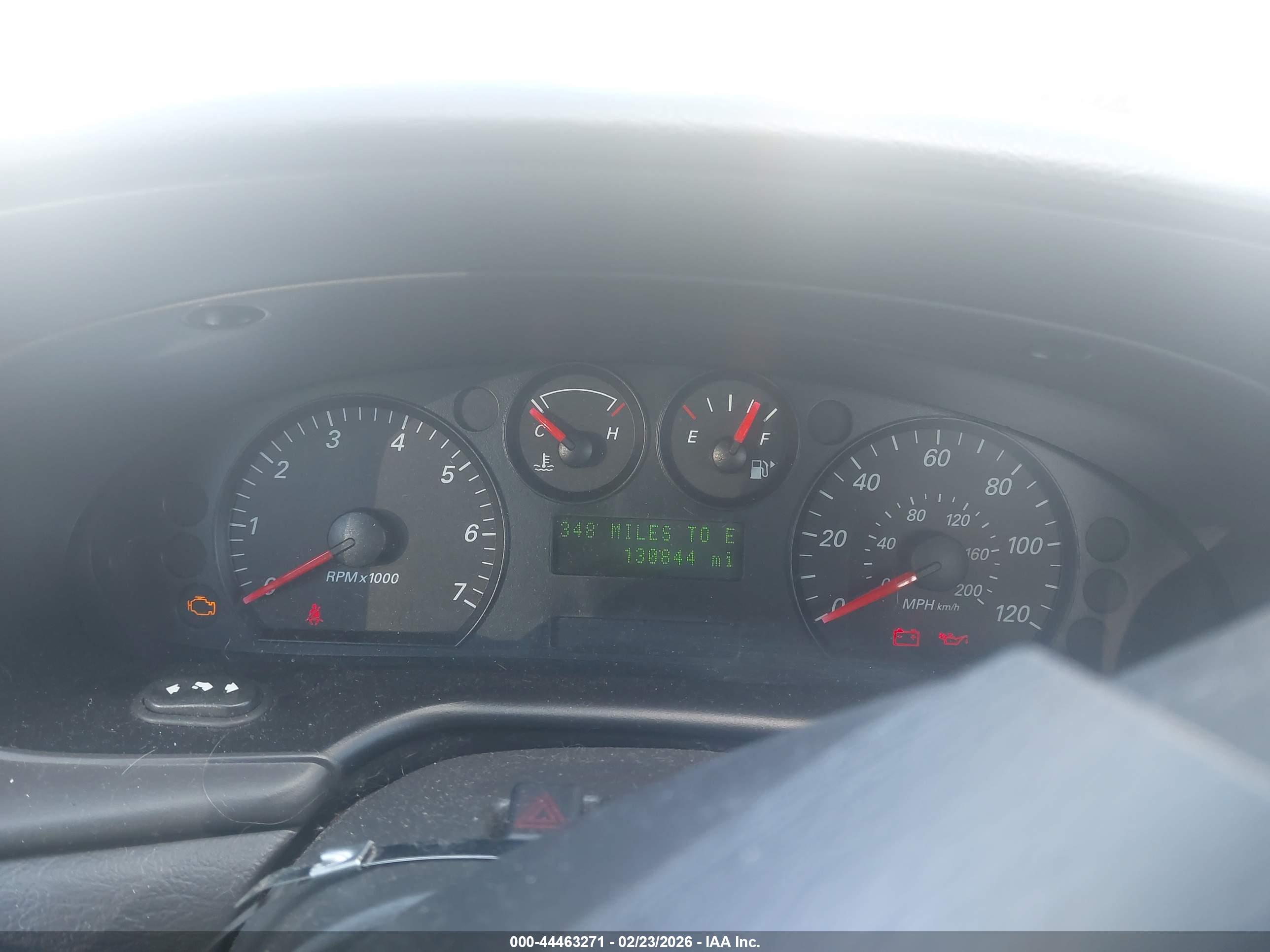 FORD TAURUS image 7