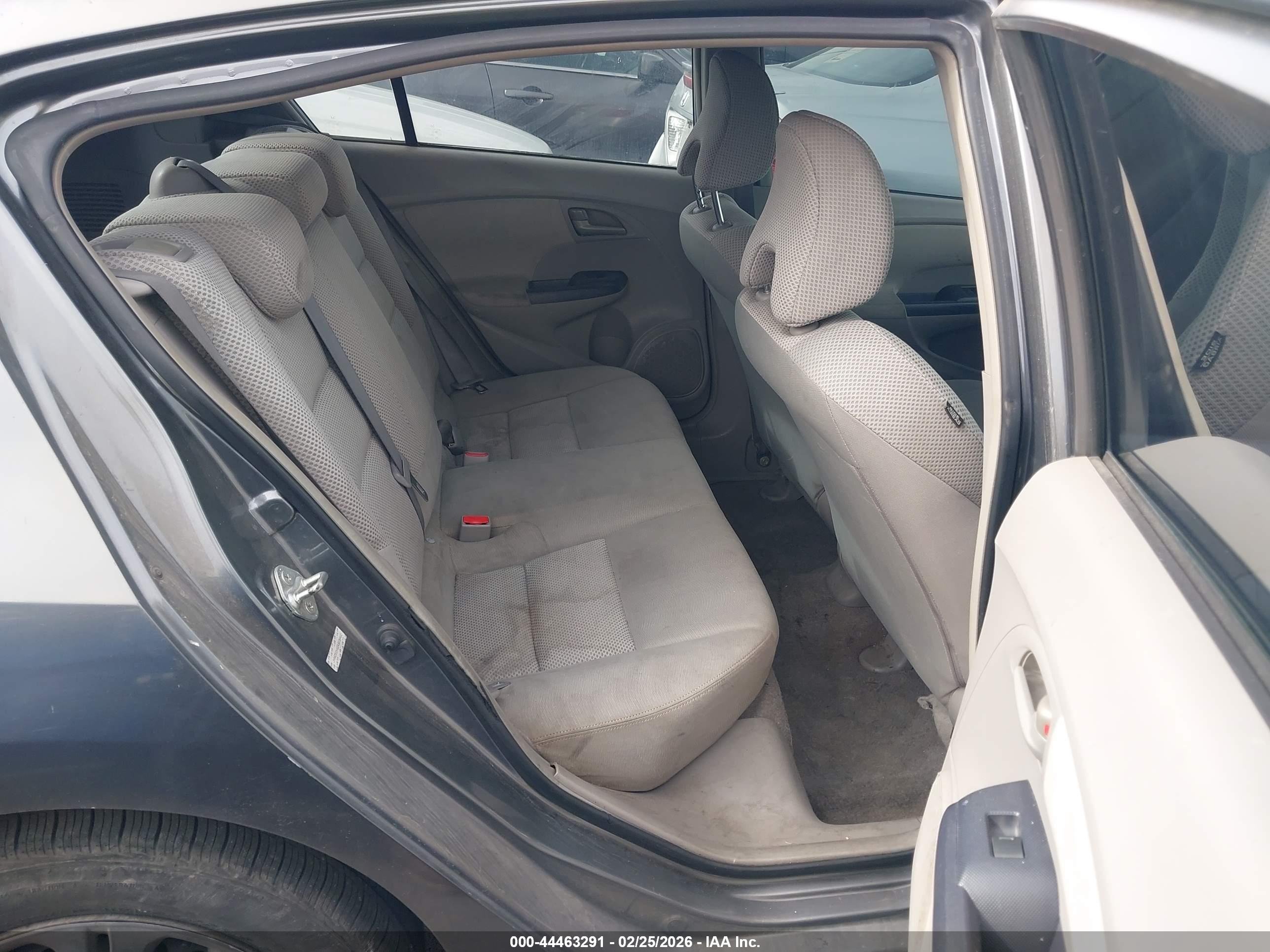 HONDA INSIGHT image 8