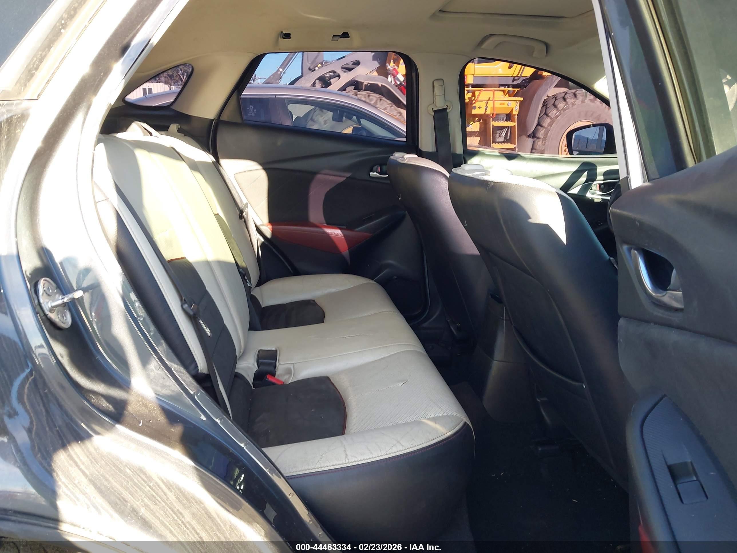 MAZDA CX-3 image 8