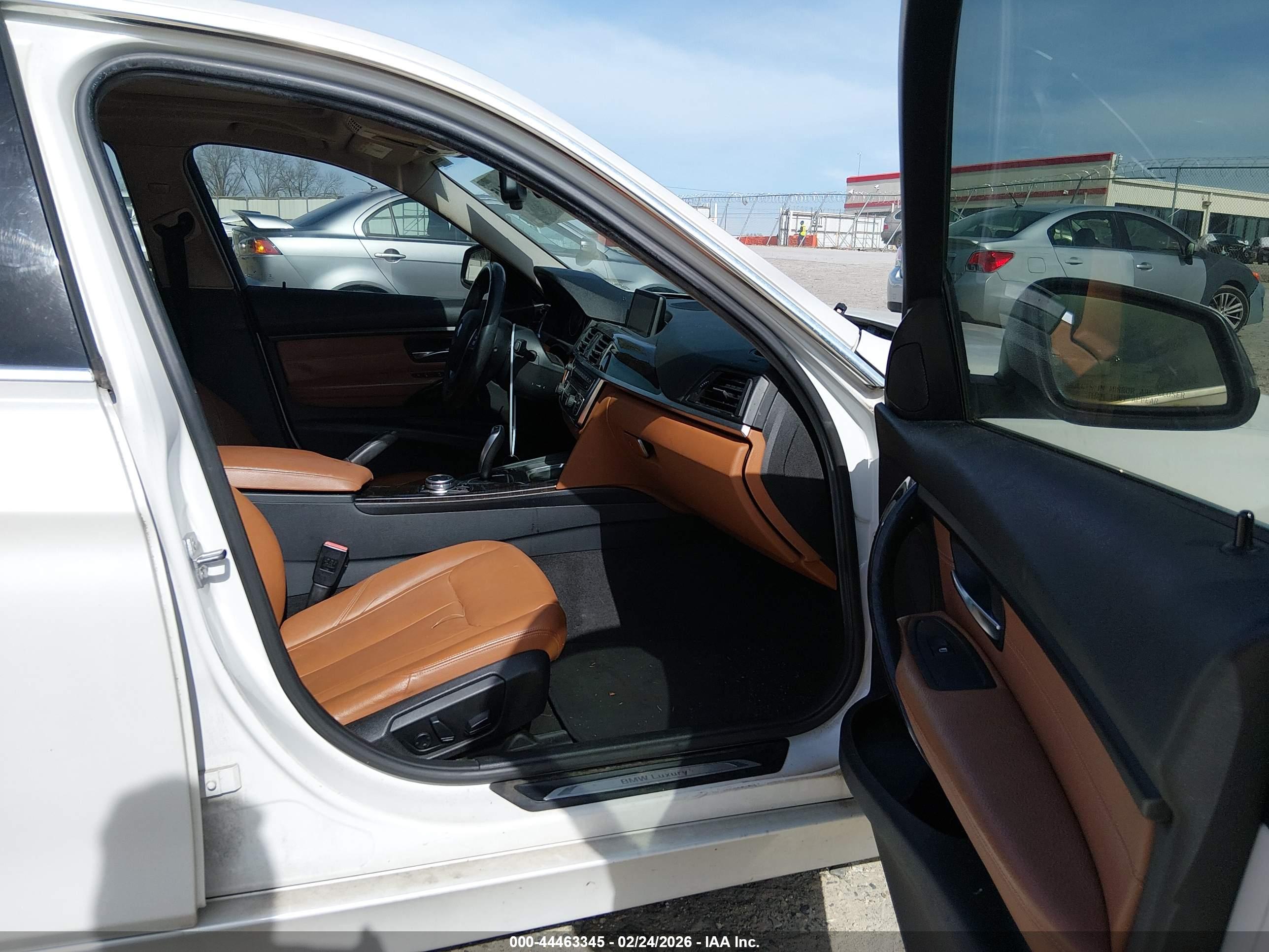 BMW 328I image 5