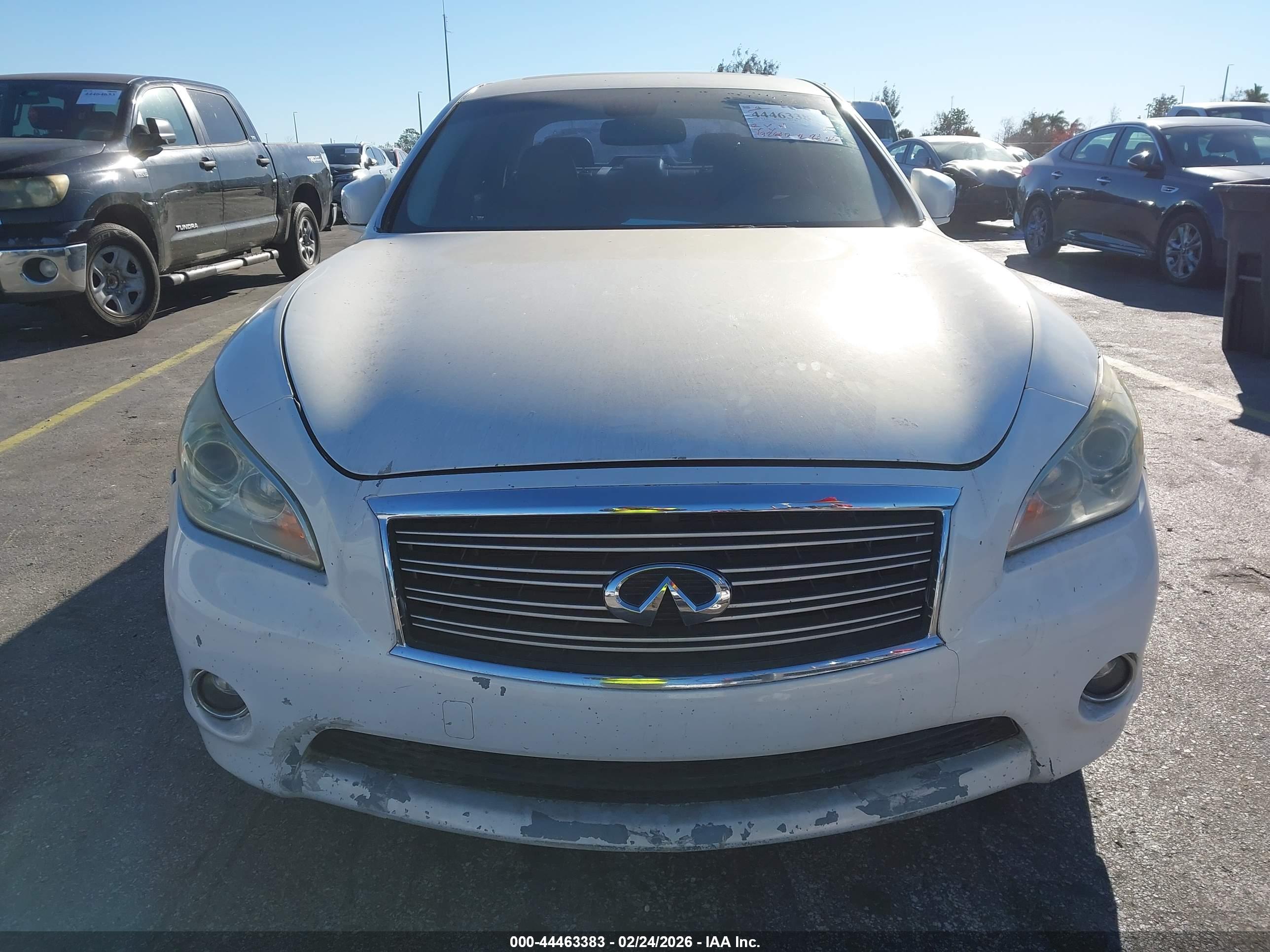 INFINITI M37 image 6