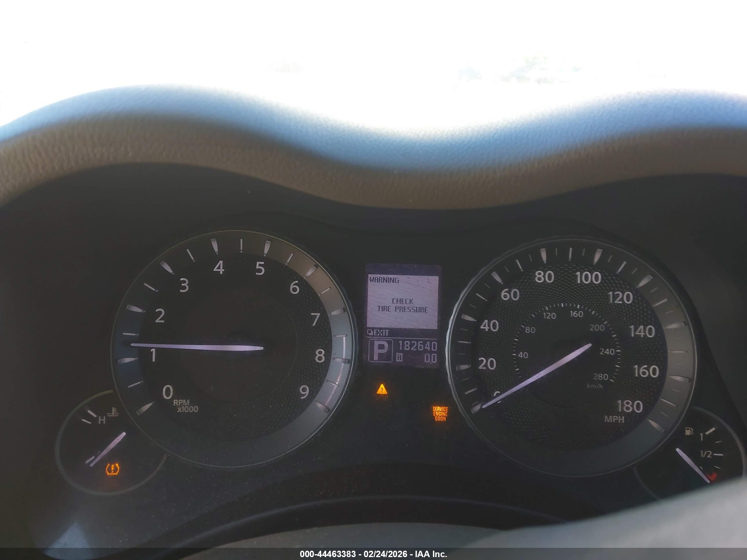 INFINITI M37 image 7