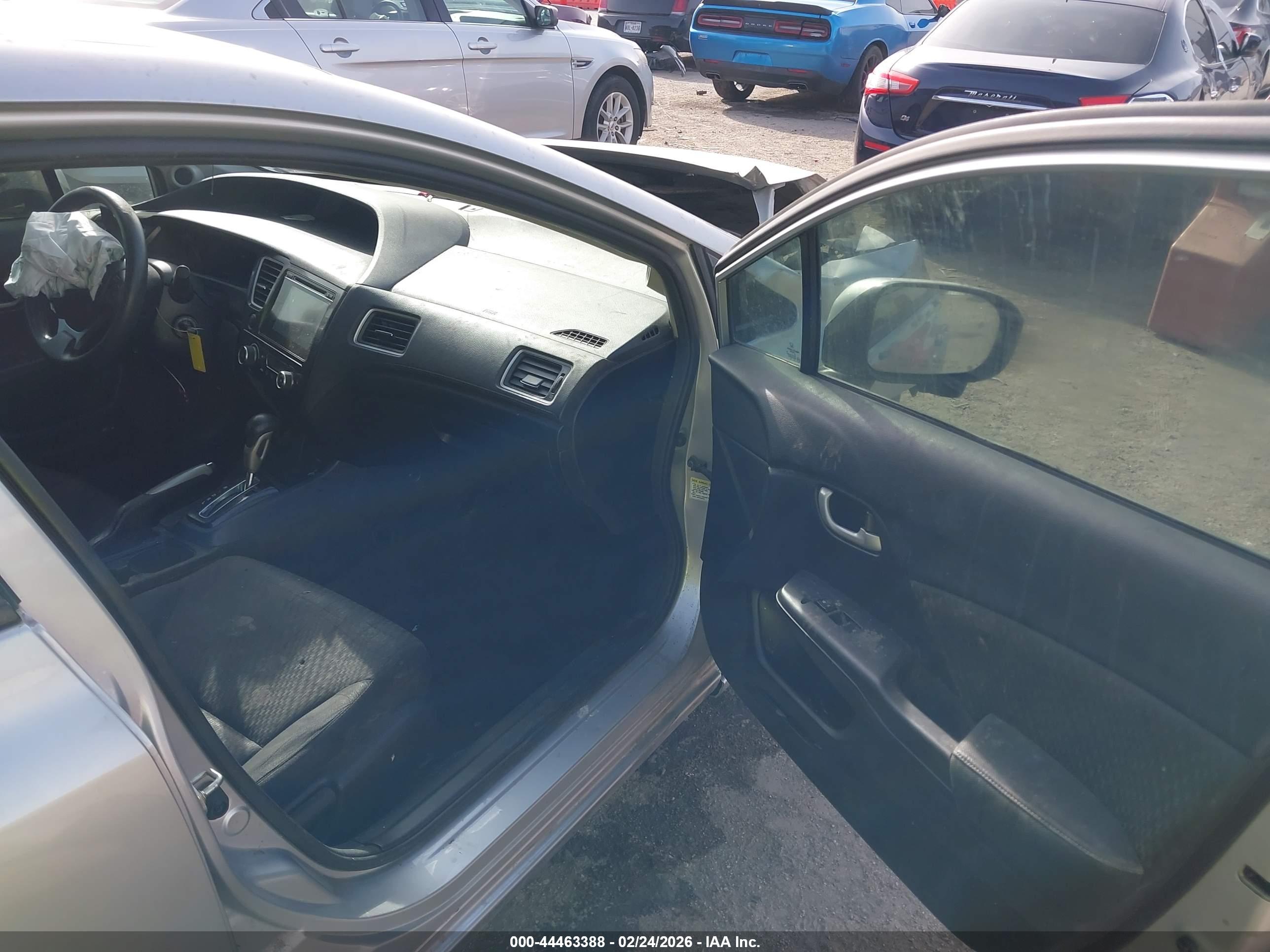 HONDA CIVIC image 5