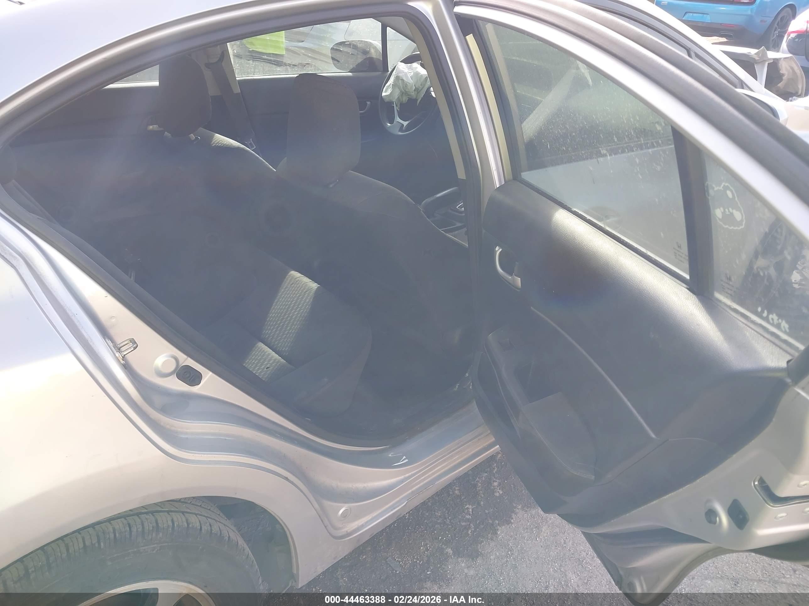 HONDA CIVIC image 8