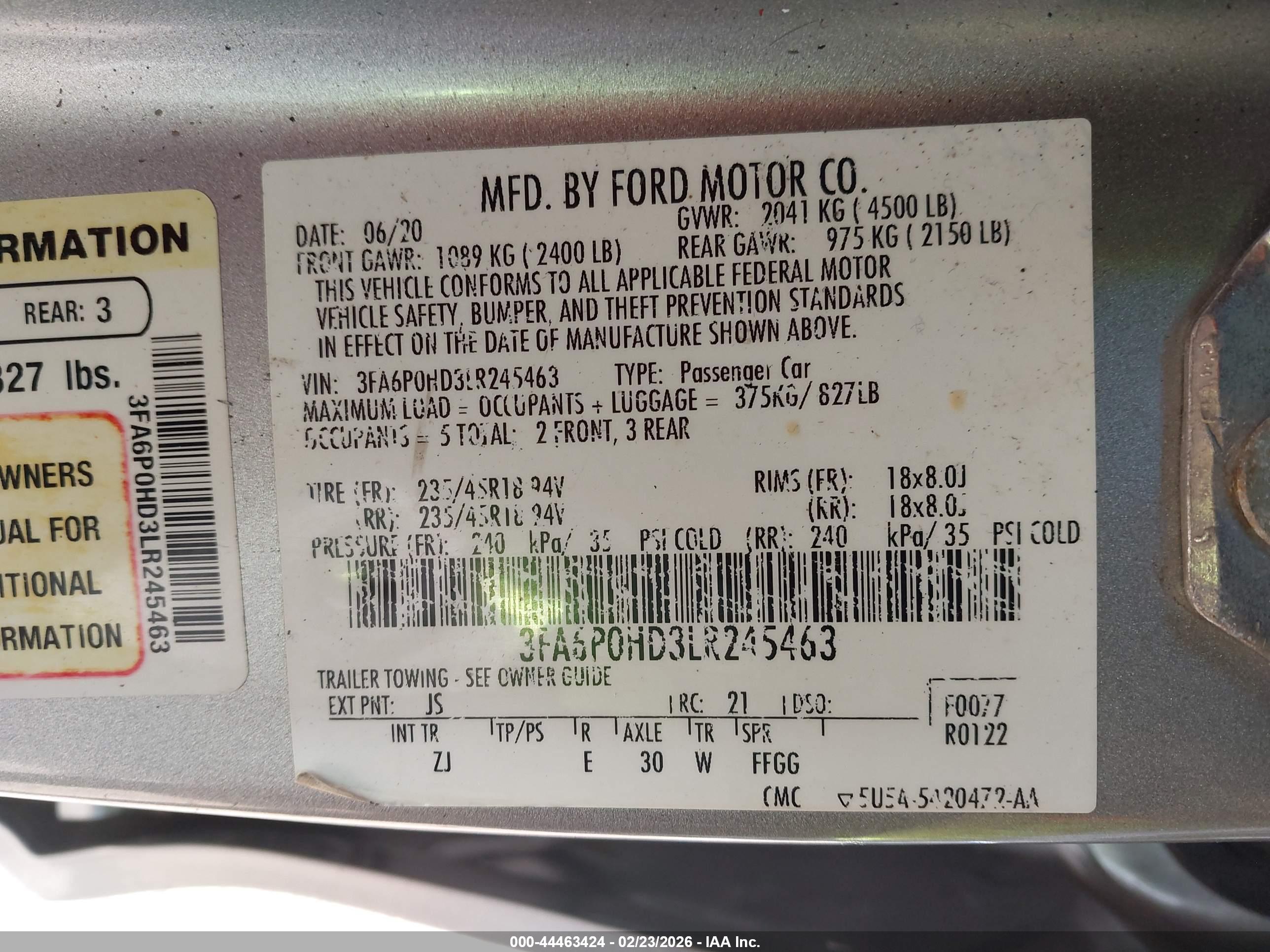 FORD FUSION image 9