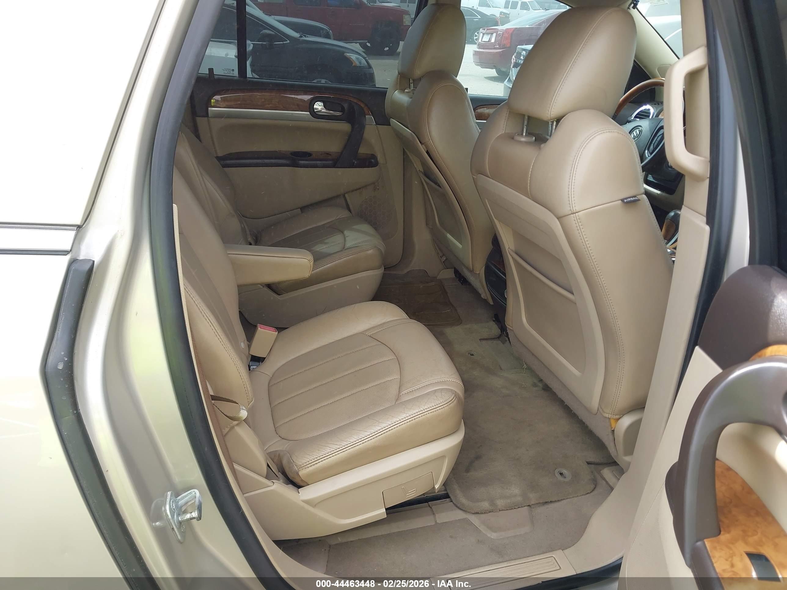 BUICK ENCLAVE image 8