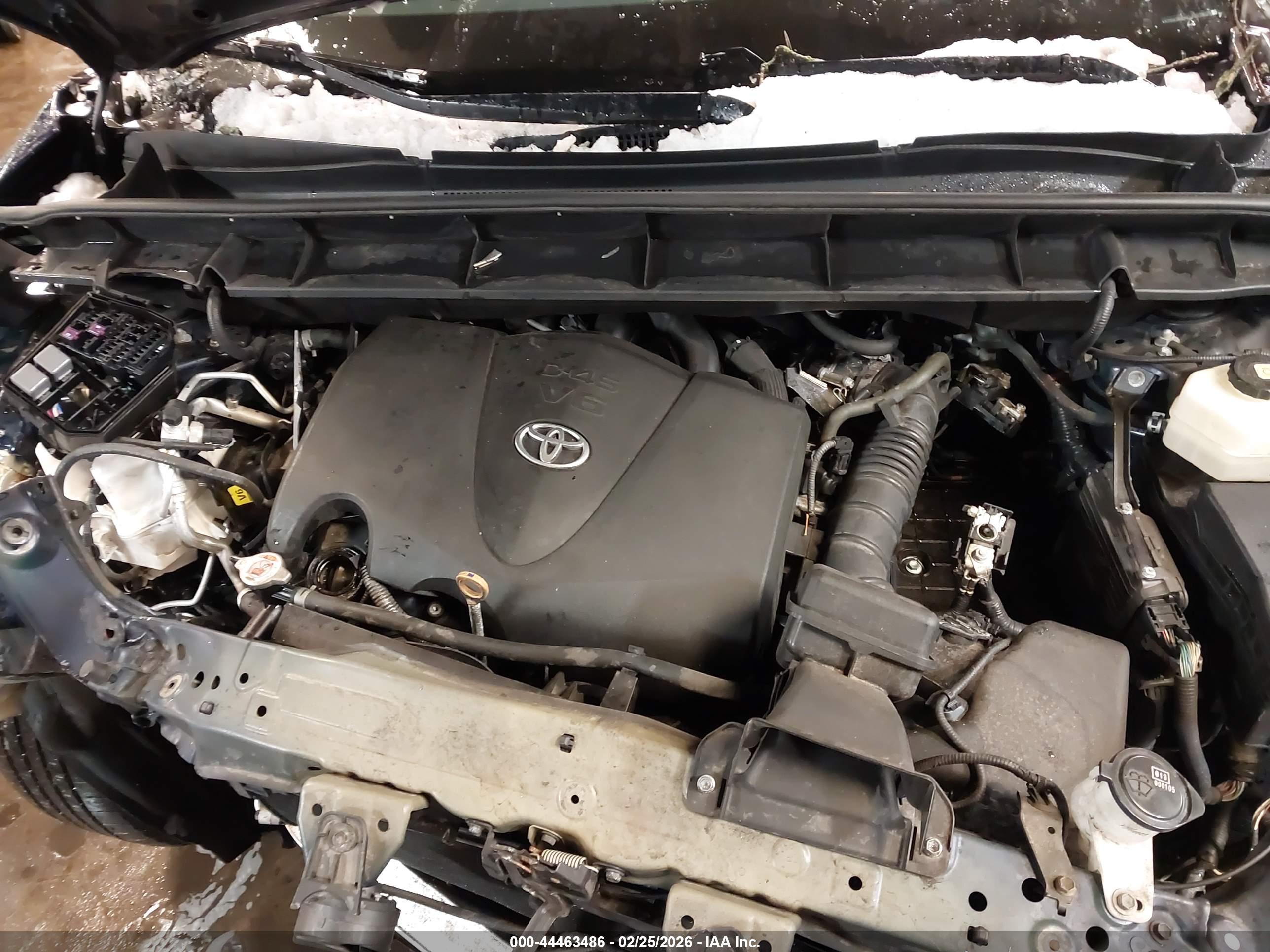 TOYOTA HIGHLANDER image 10