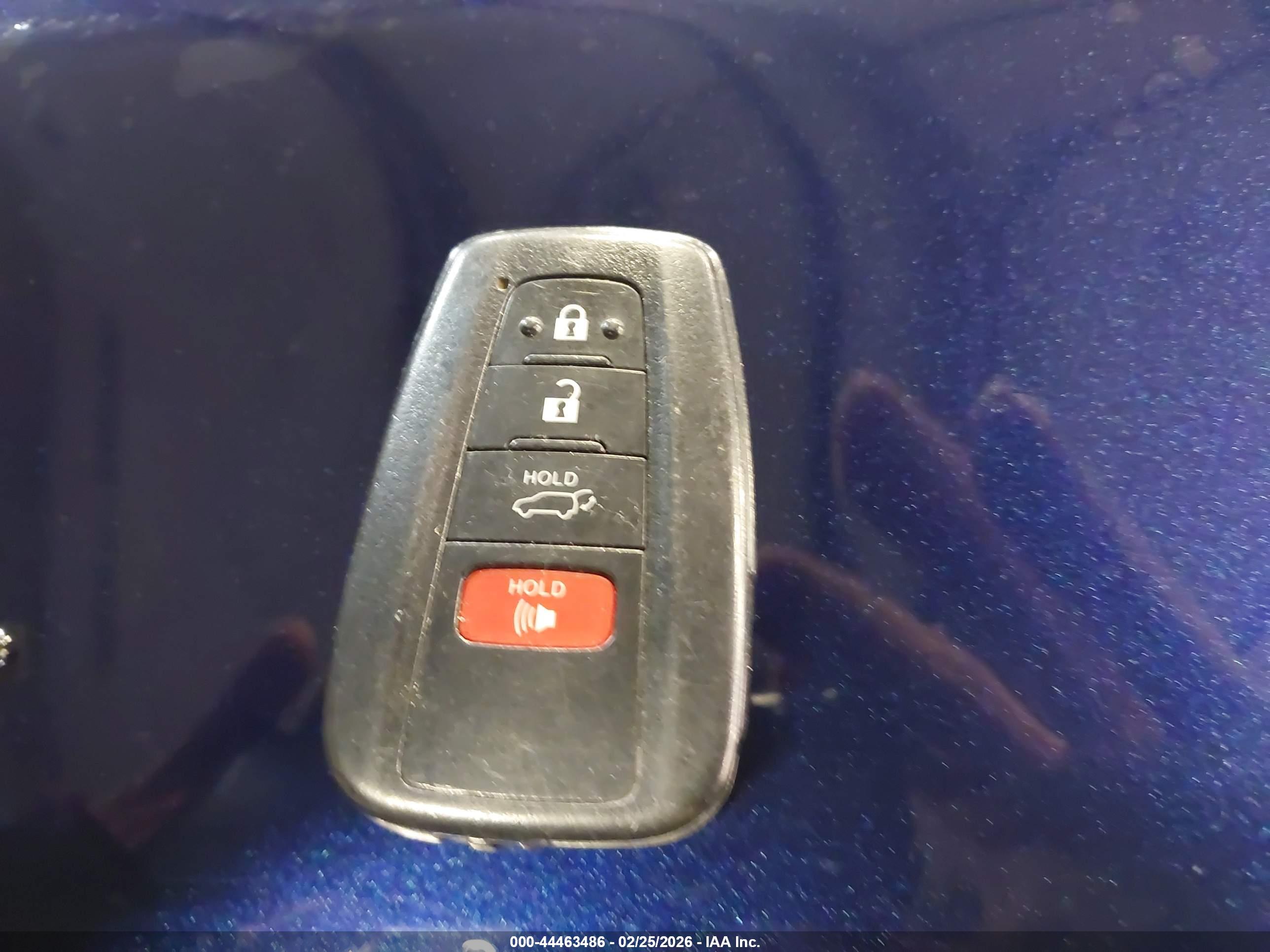 TOYOTA HIGHLANDER image 11