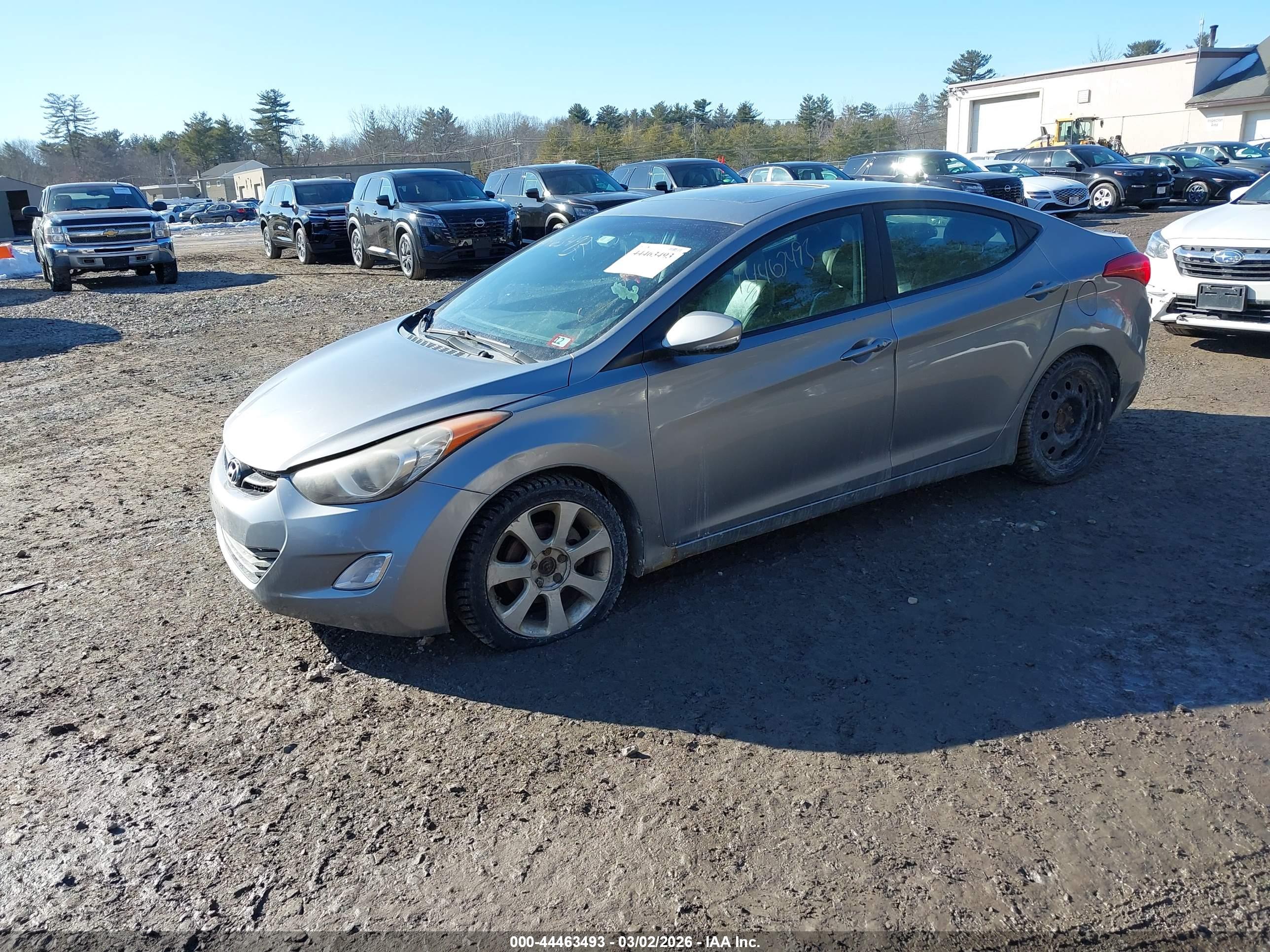 HYUNDAI ELANTRA image 2