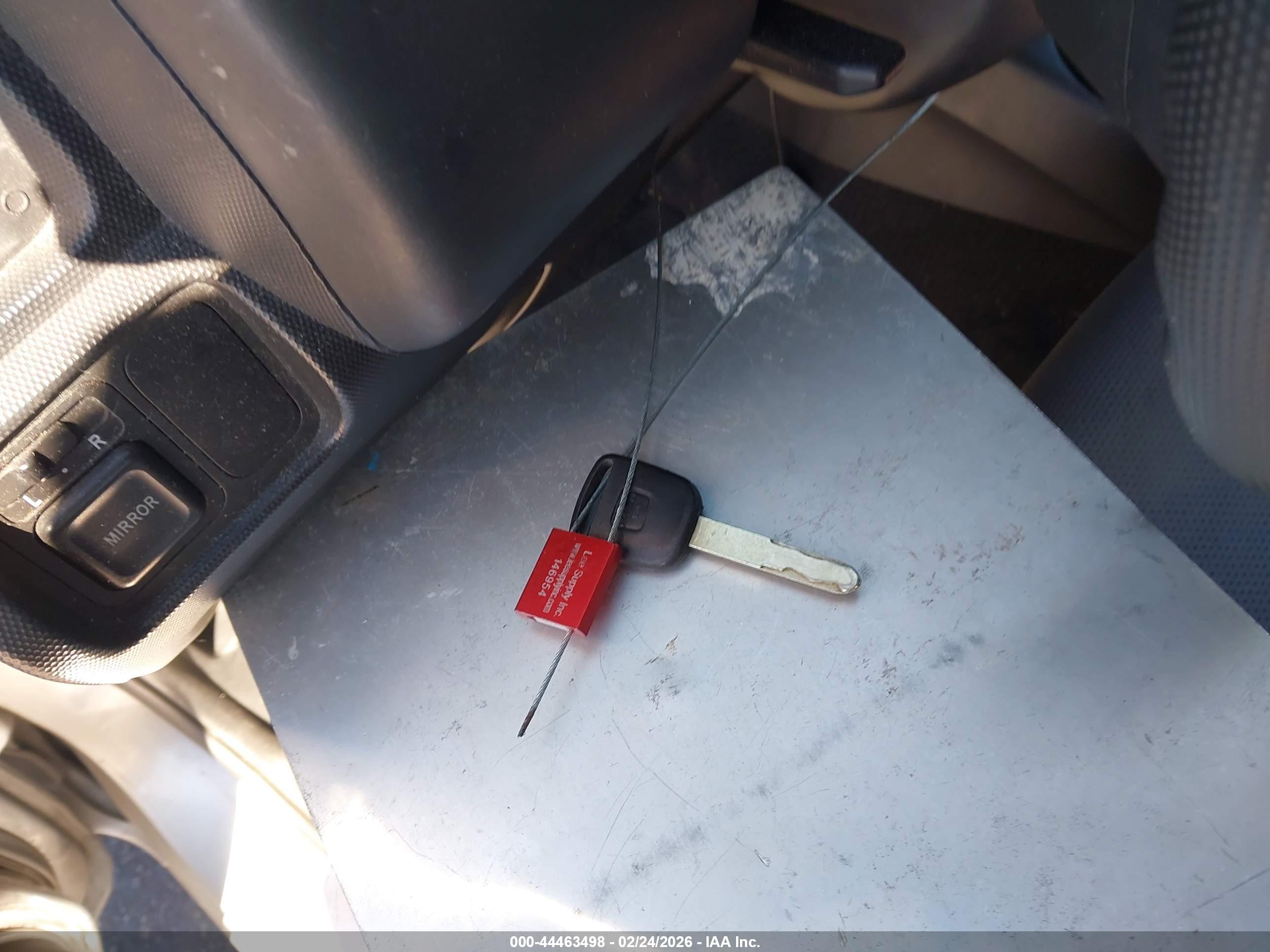 HONDA FIT image 11