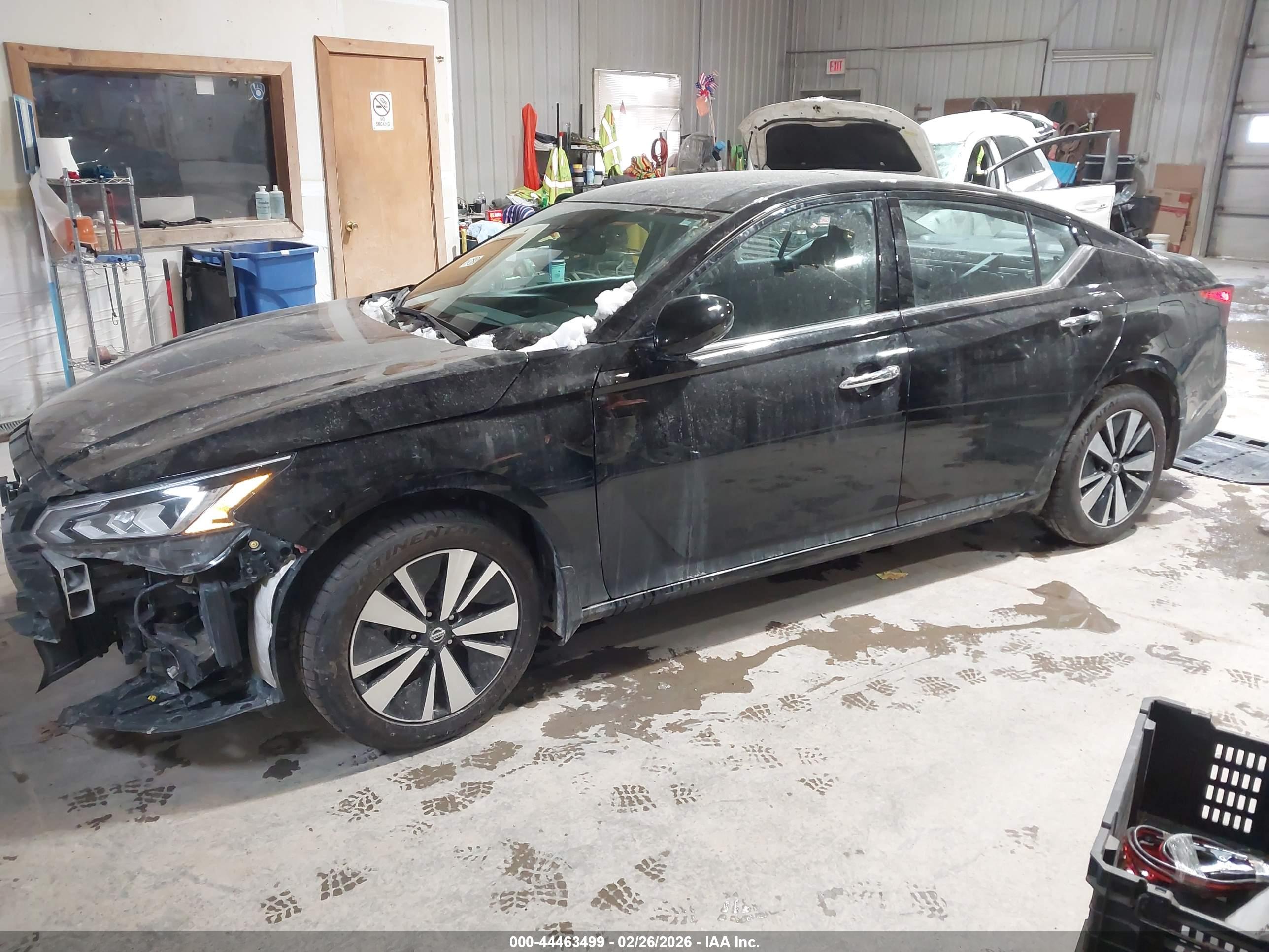 NISSAN ALTIMA image 2