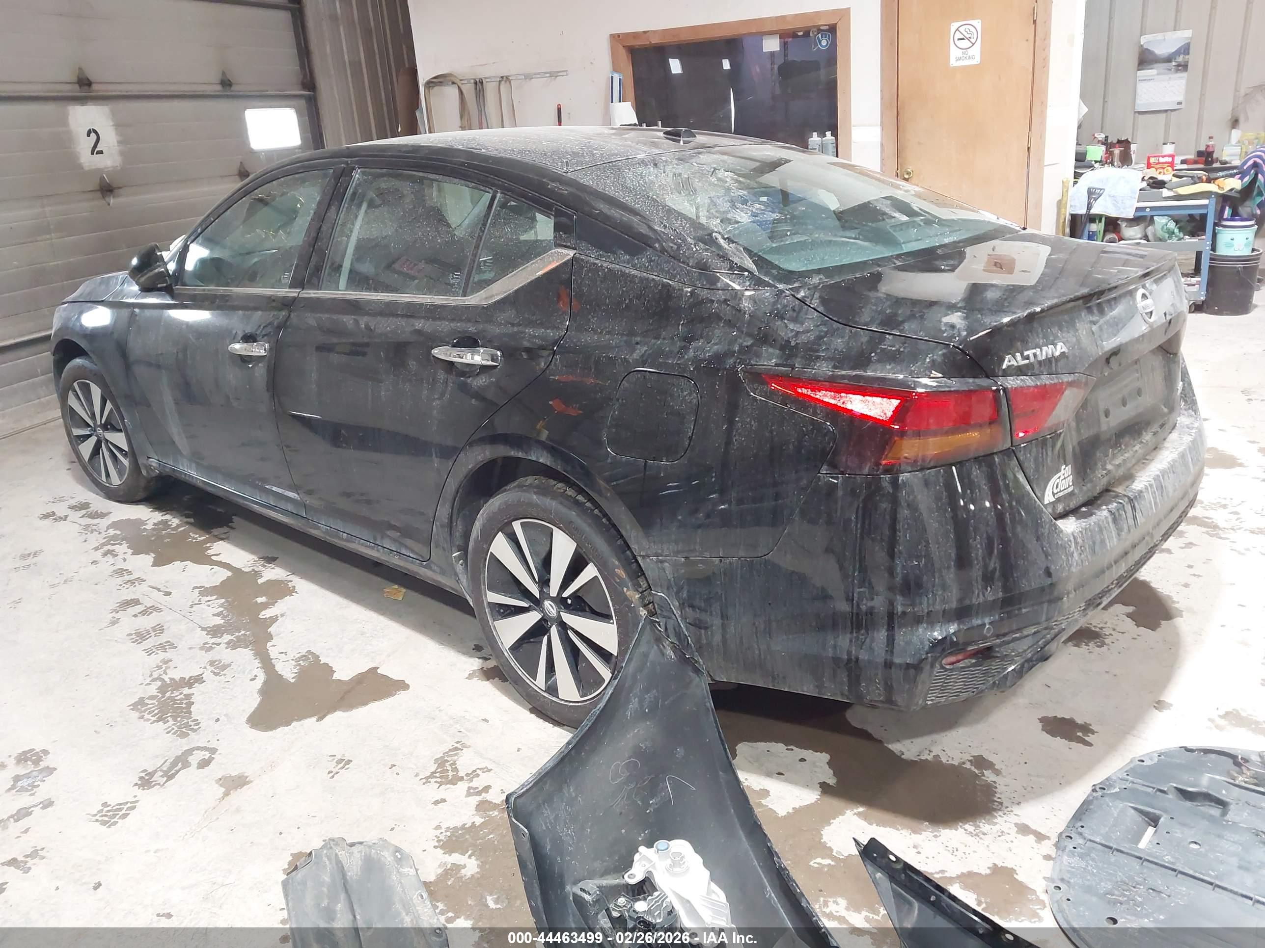 NISSAN ALTIMA image 3