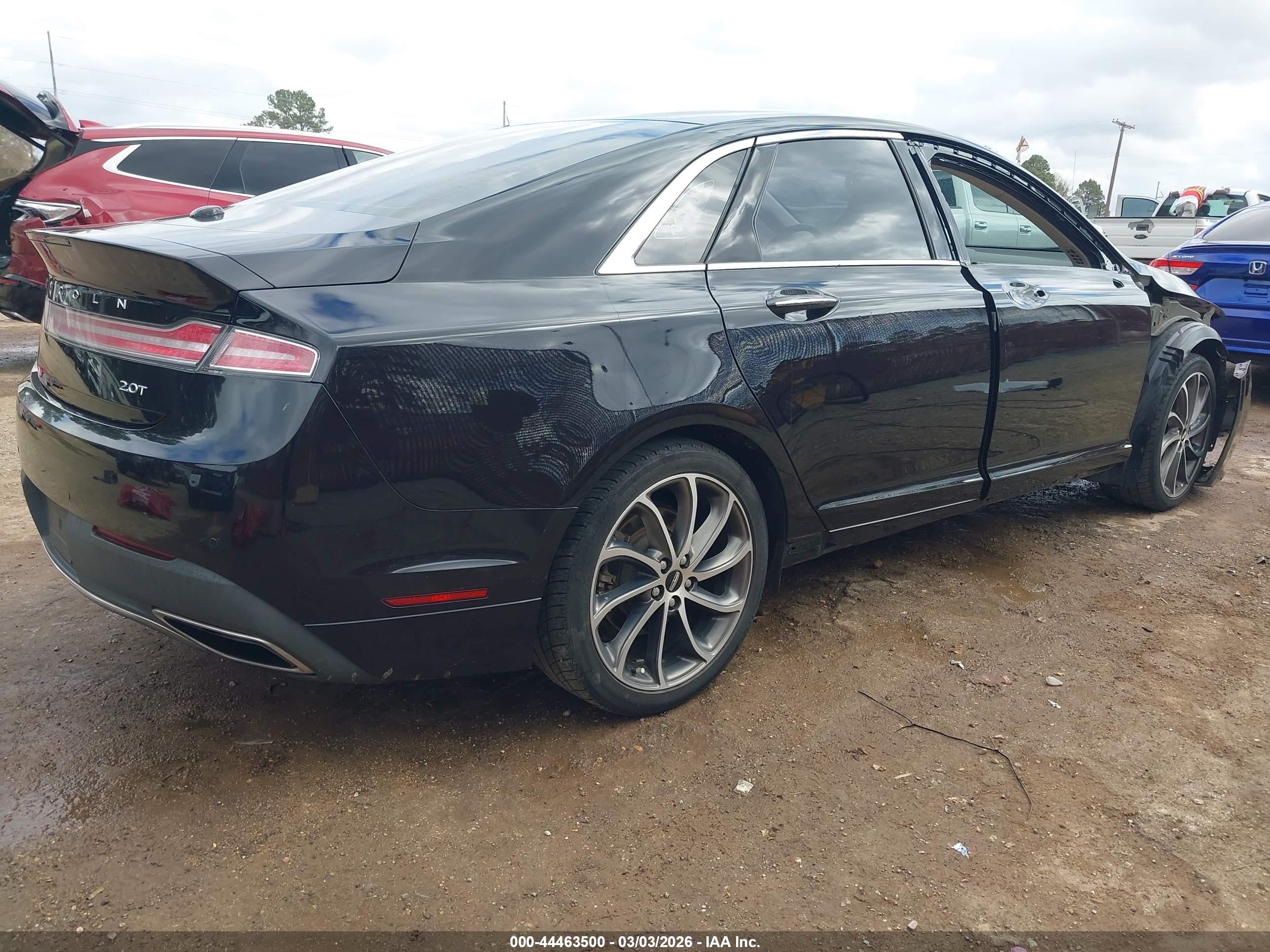 LINCOLN MKZ image 4