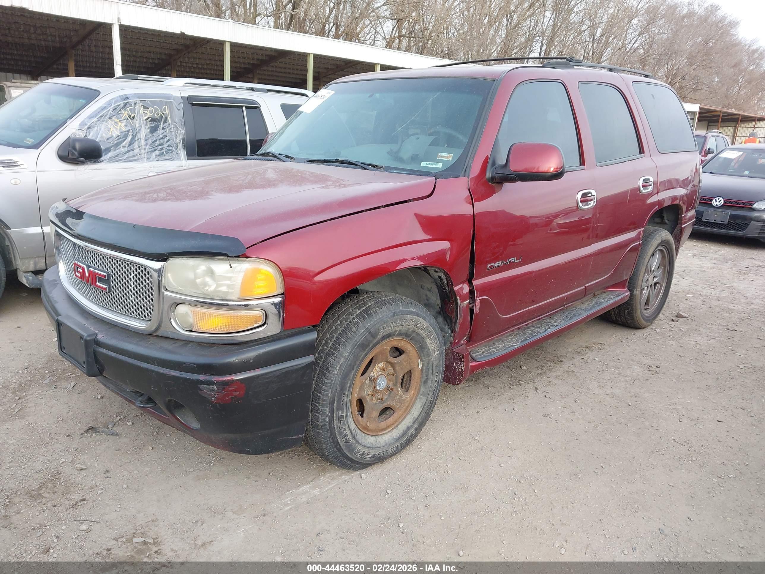 GMC YUKON image 2