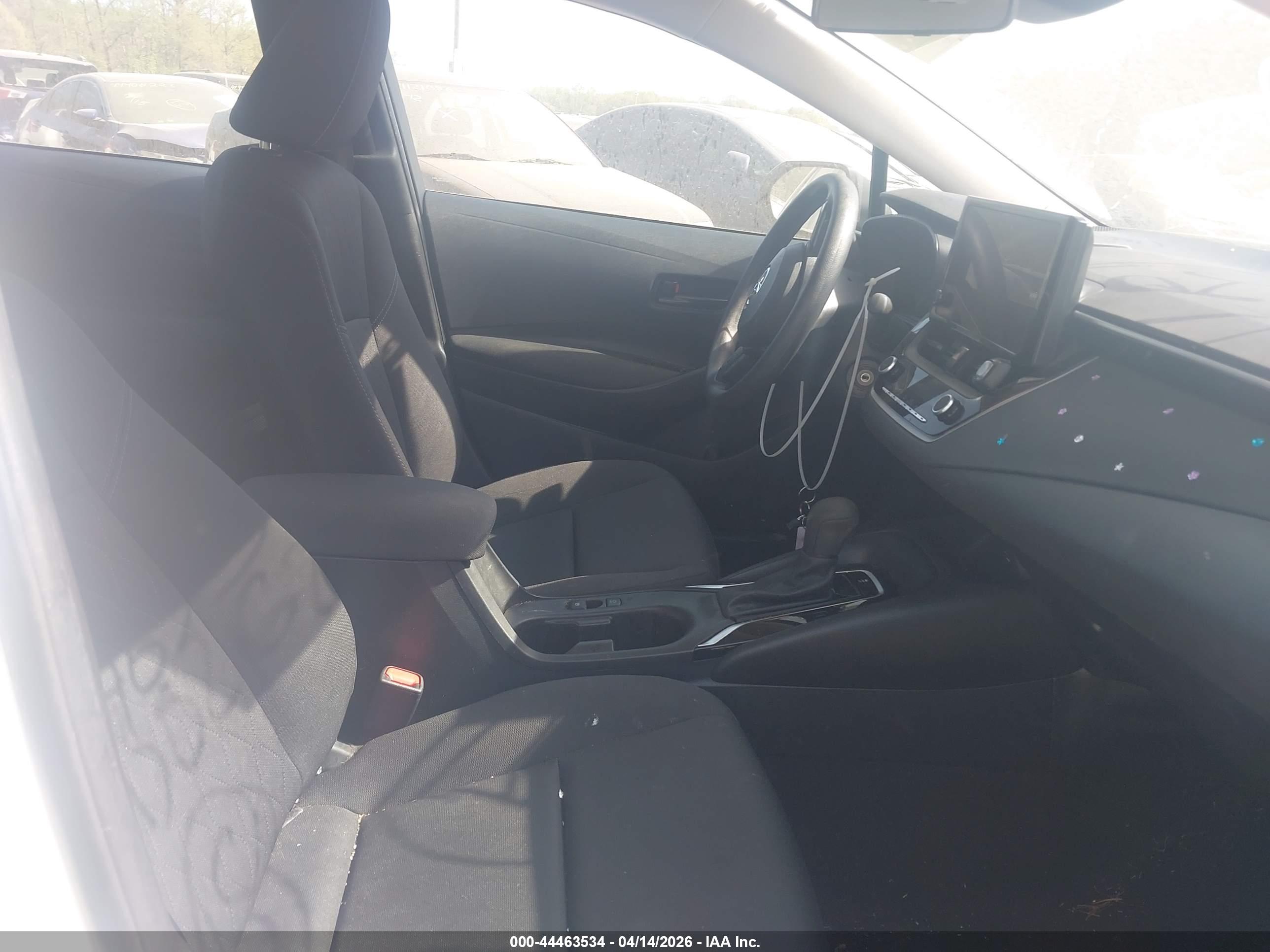 TOYOTA COROLLA image 5