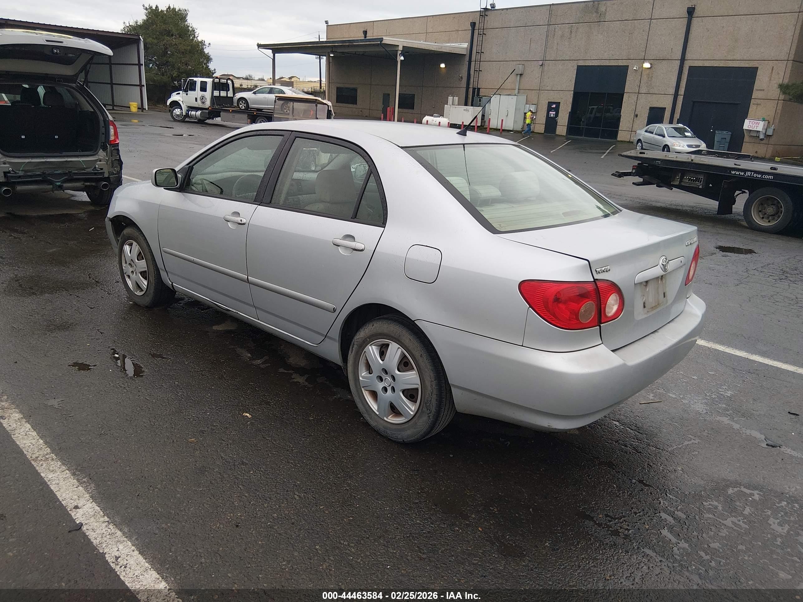 TOYOTA COROLLA image 3