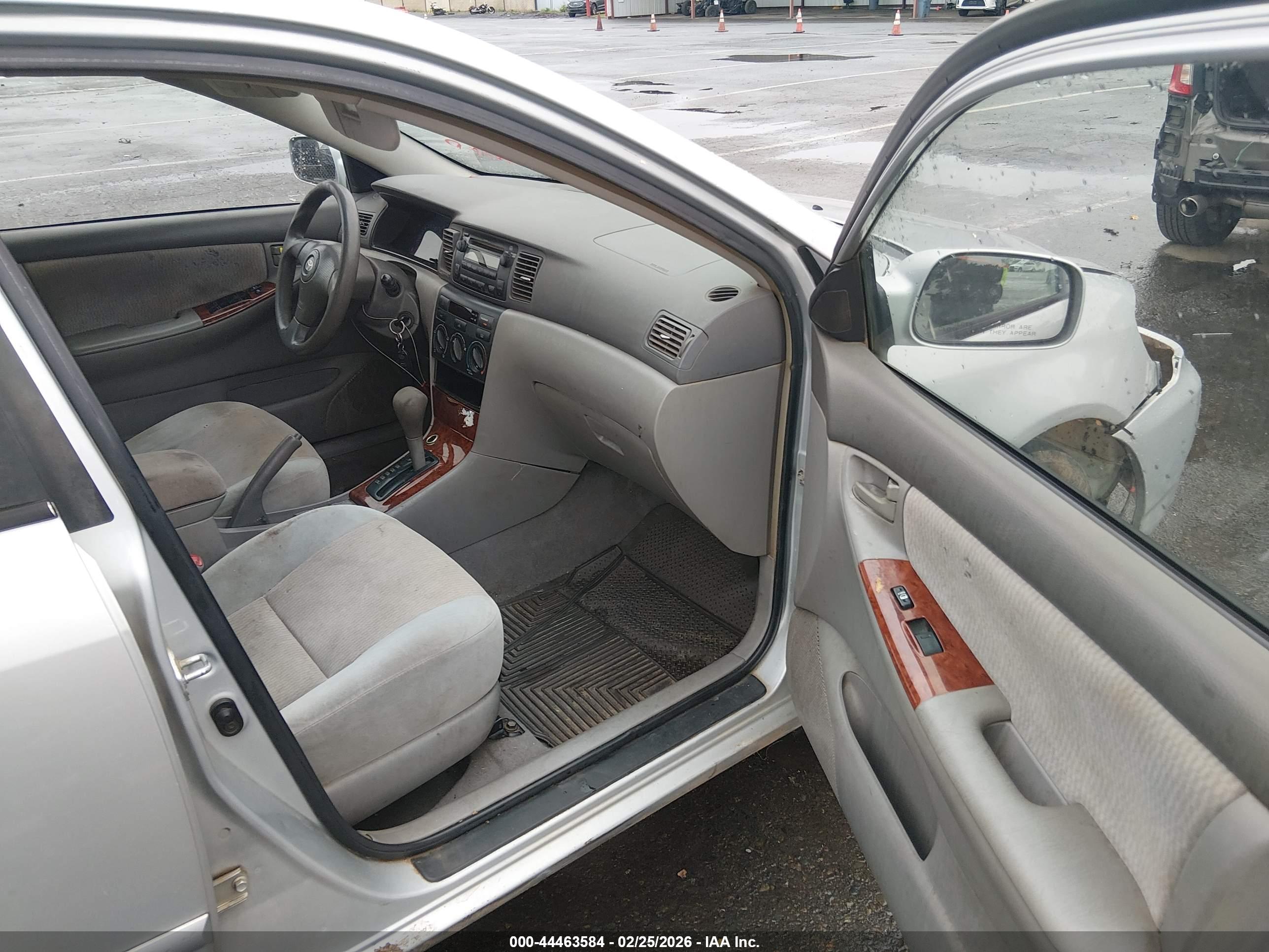 TOYOTA COROLLA image 5