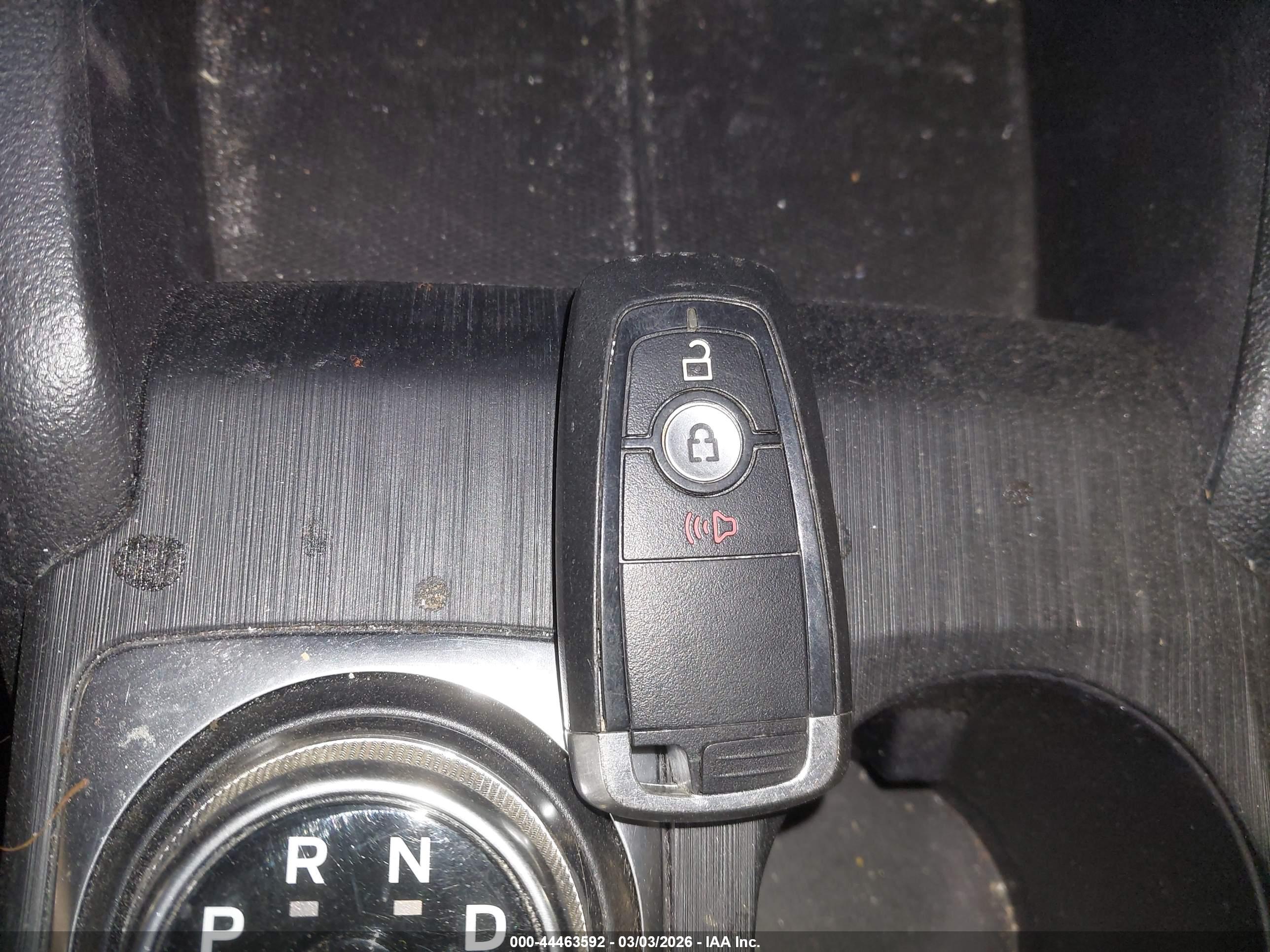 FORD ESCAPE image 11