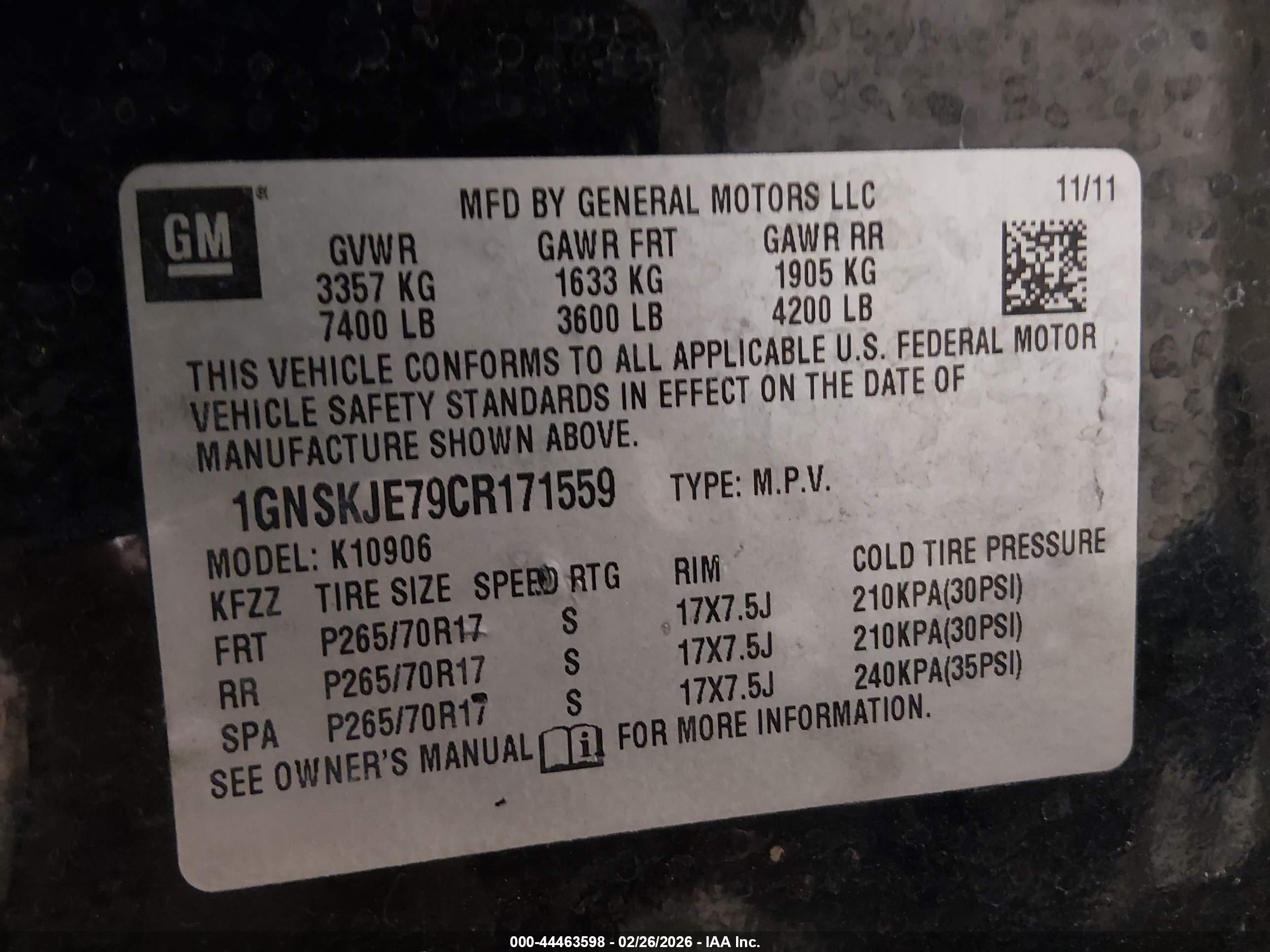 CHEVROLET SUBURBAN image 9