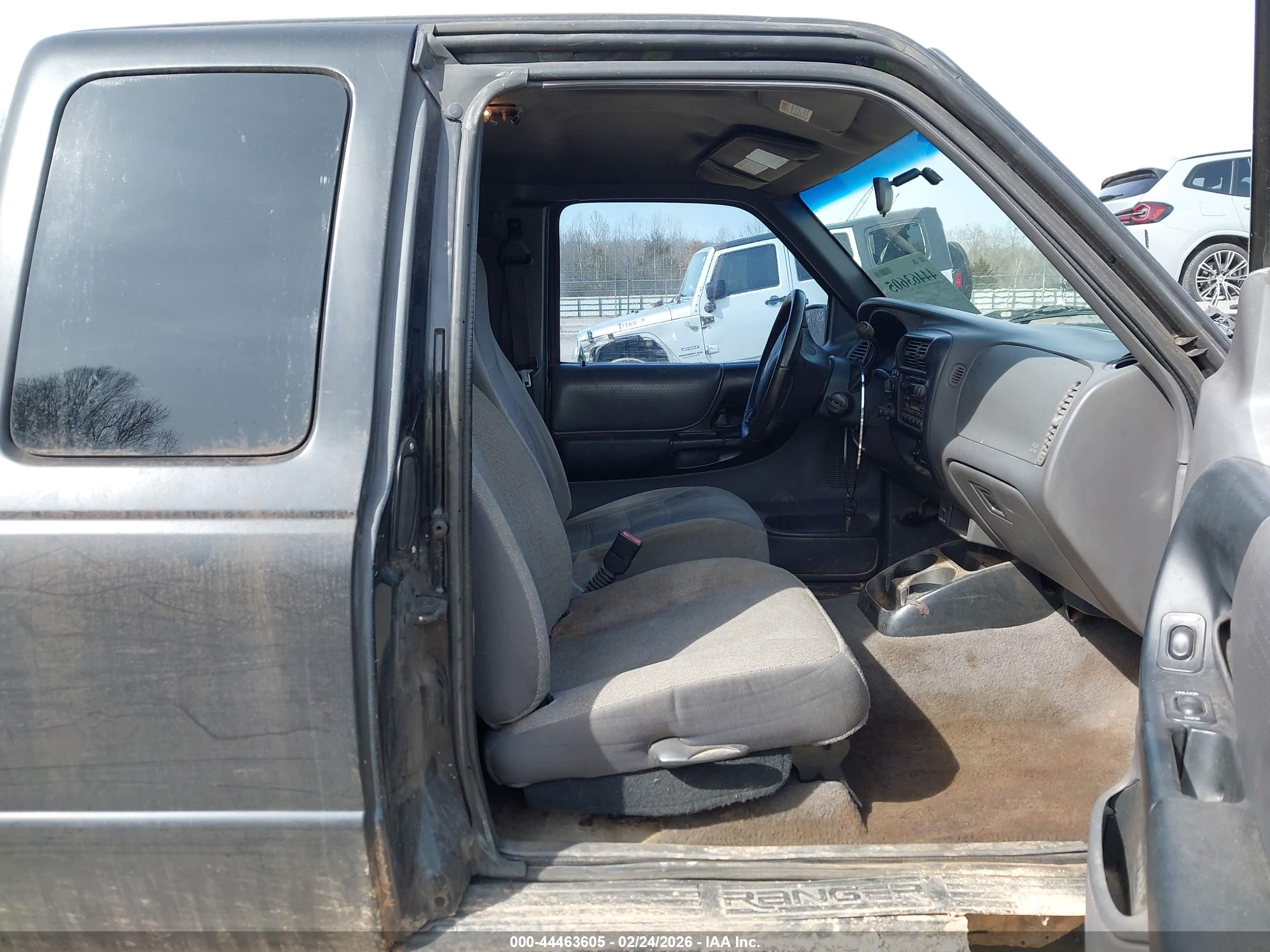 FORD RANGER image 5