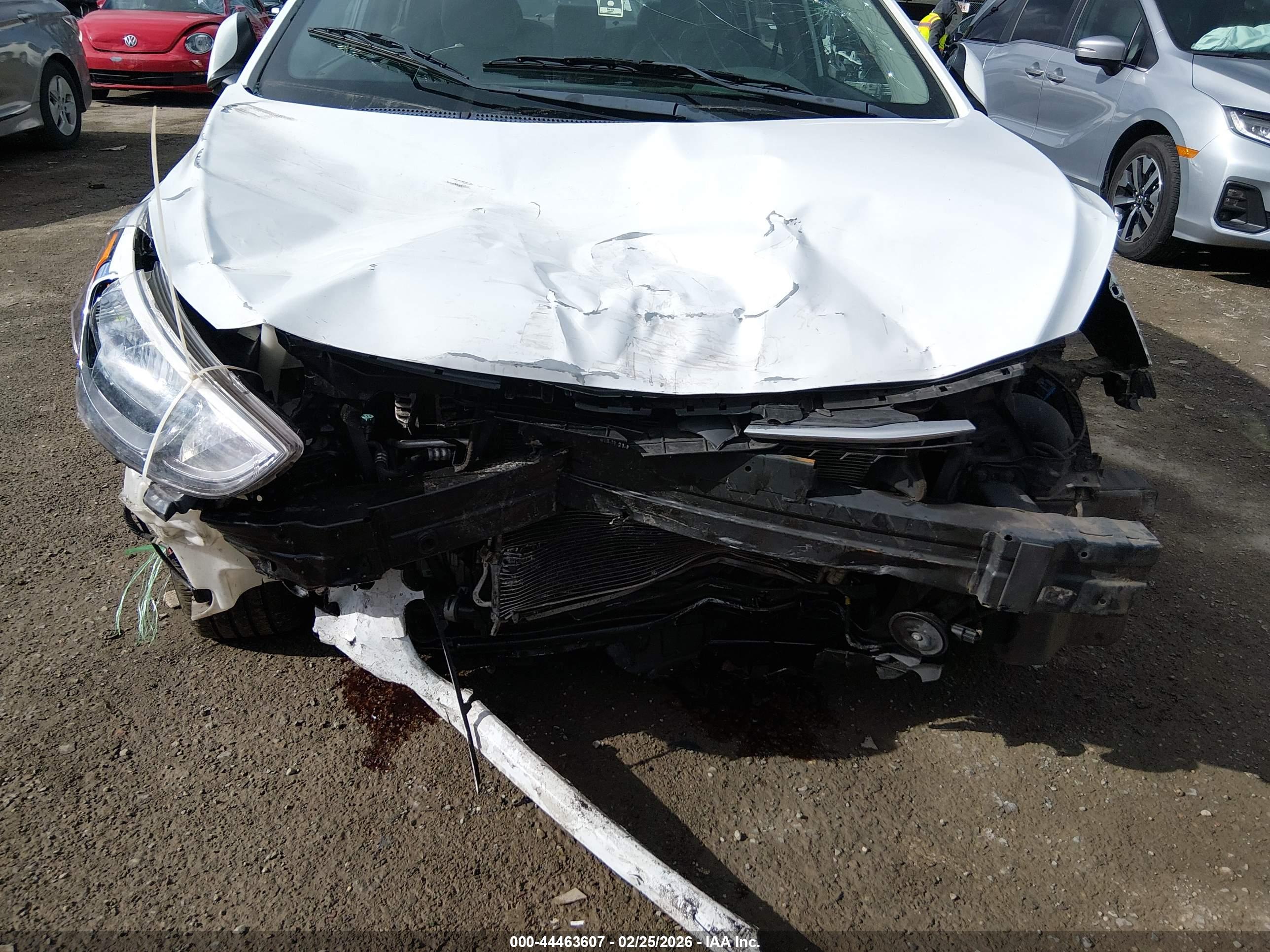 HYUNDAI ACCENT image 6