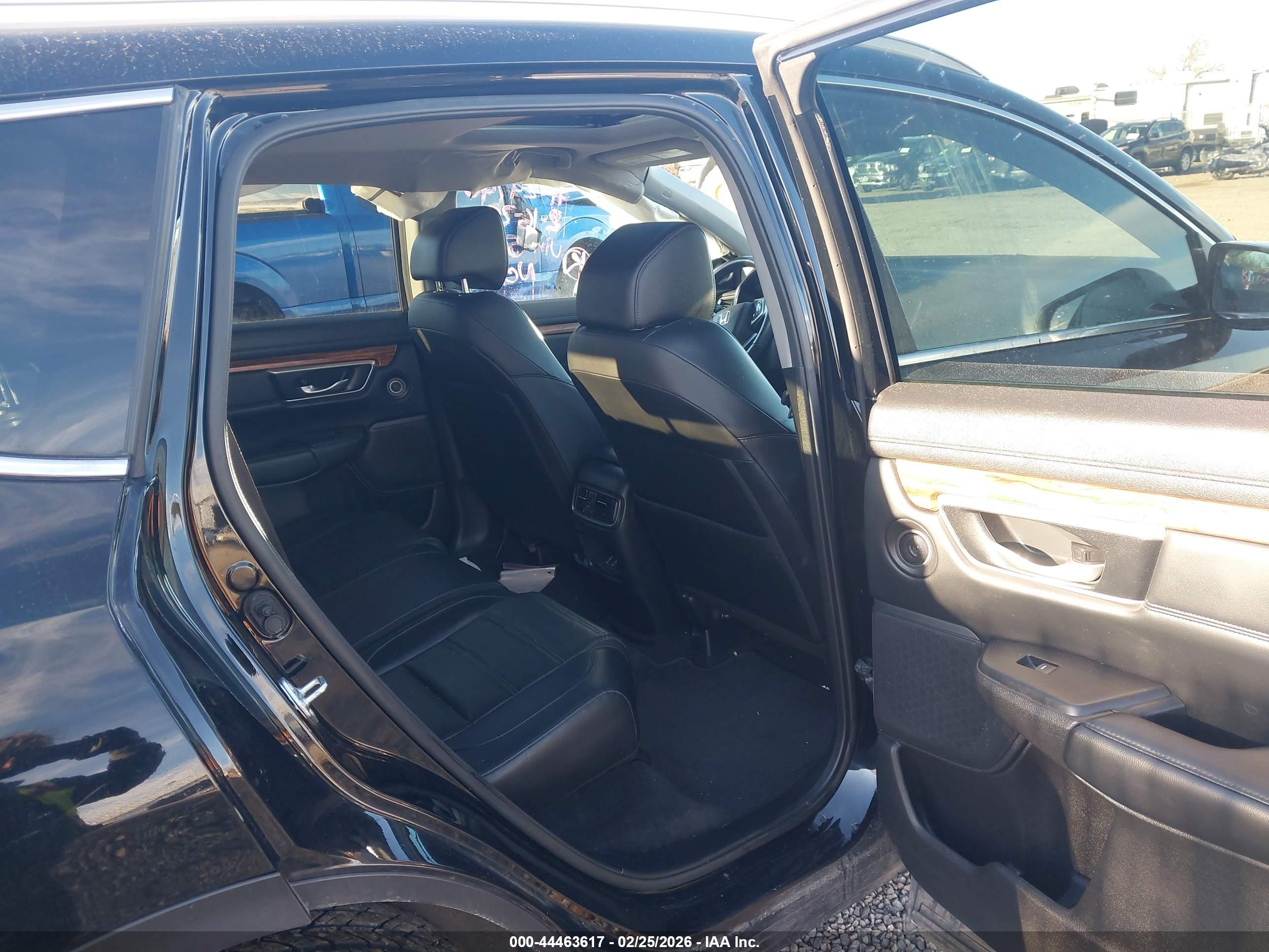 HONDA CR-V image 8