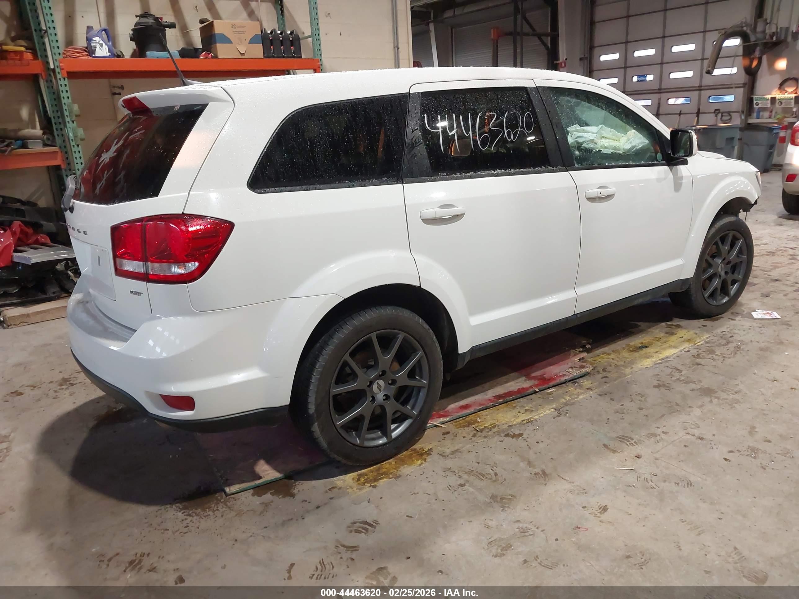 DODGE JOURNEY image 4