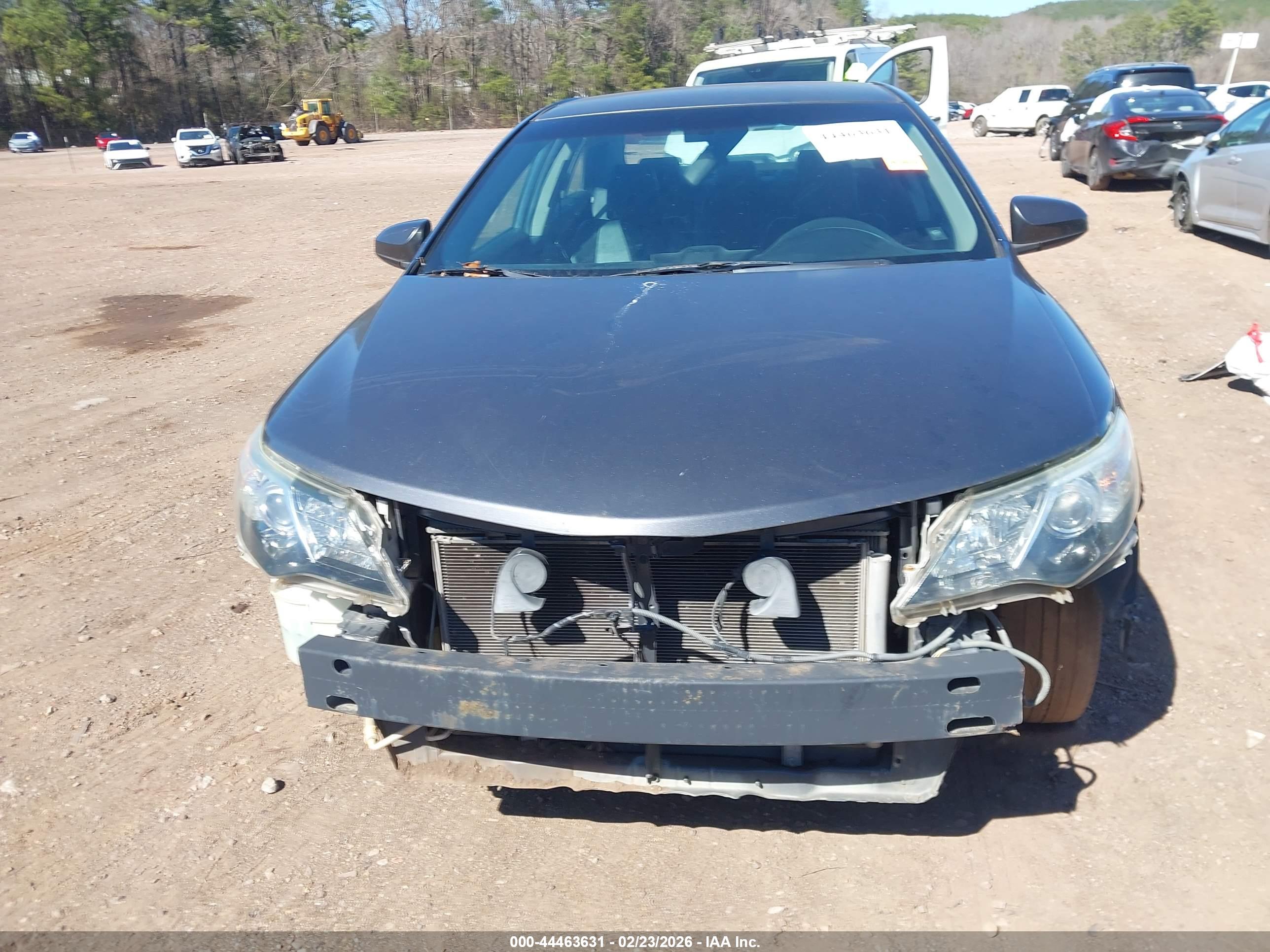 TOYOTA CAMRY image 6