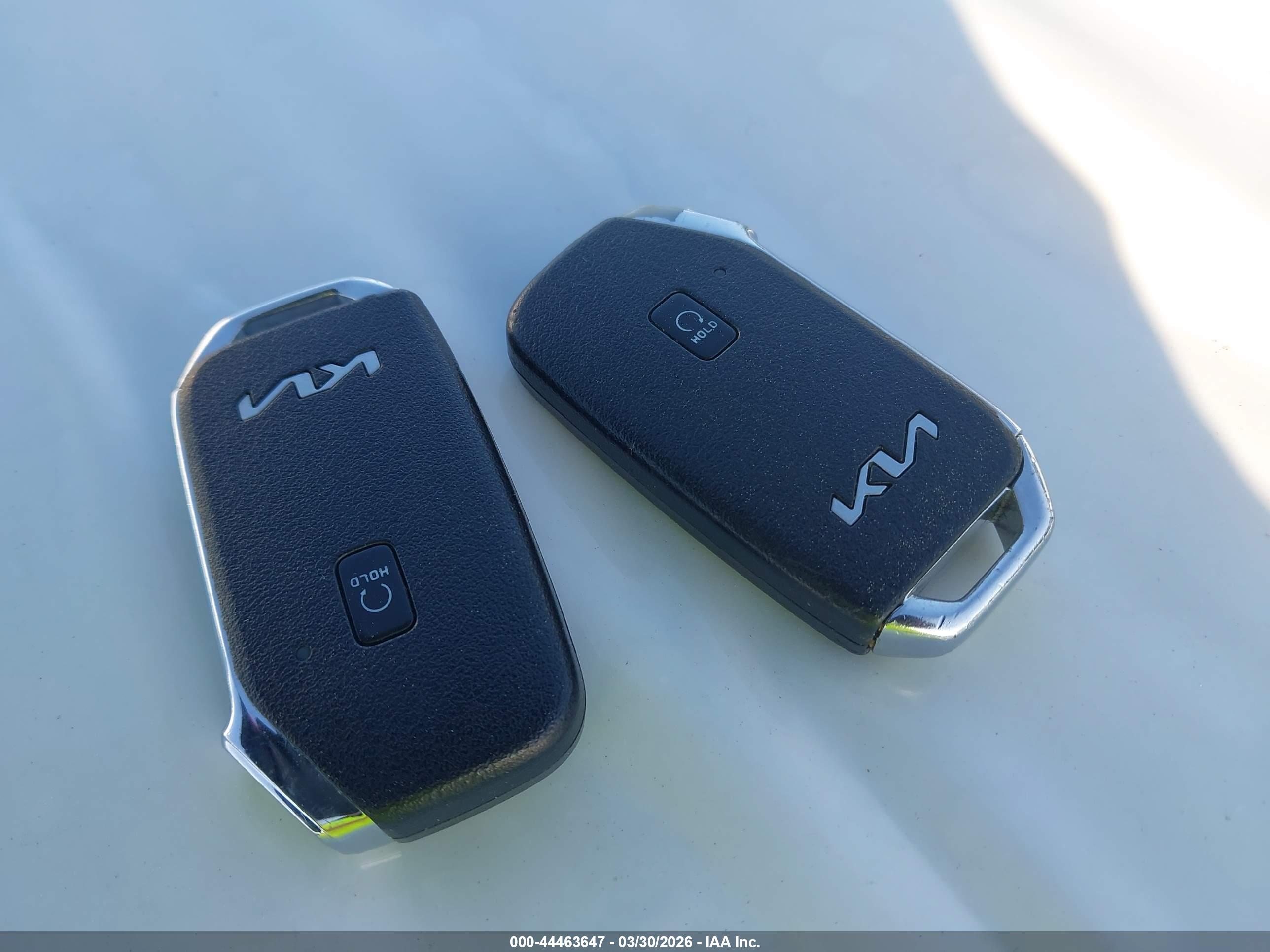 KIA K5 image 11