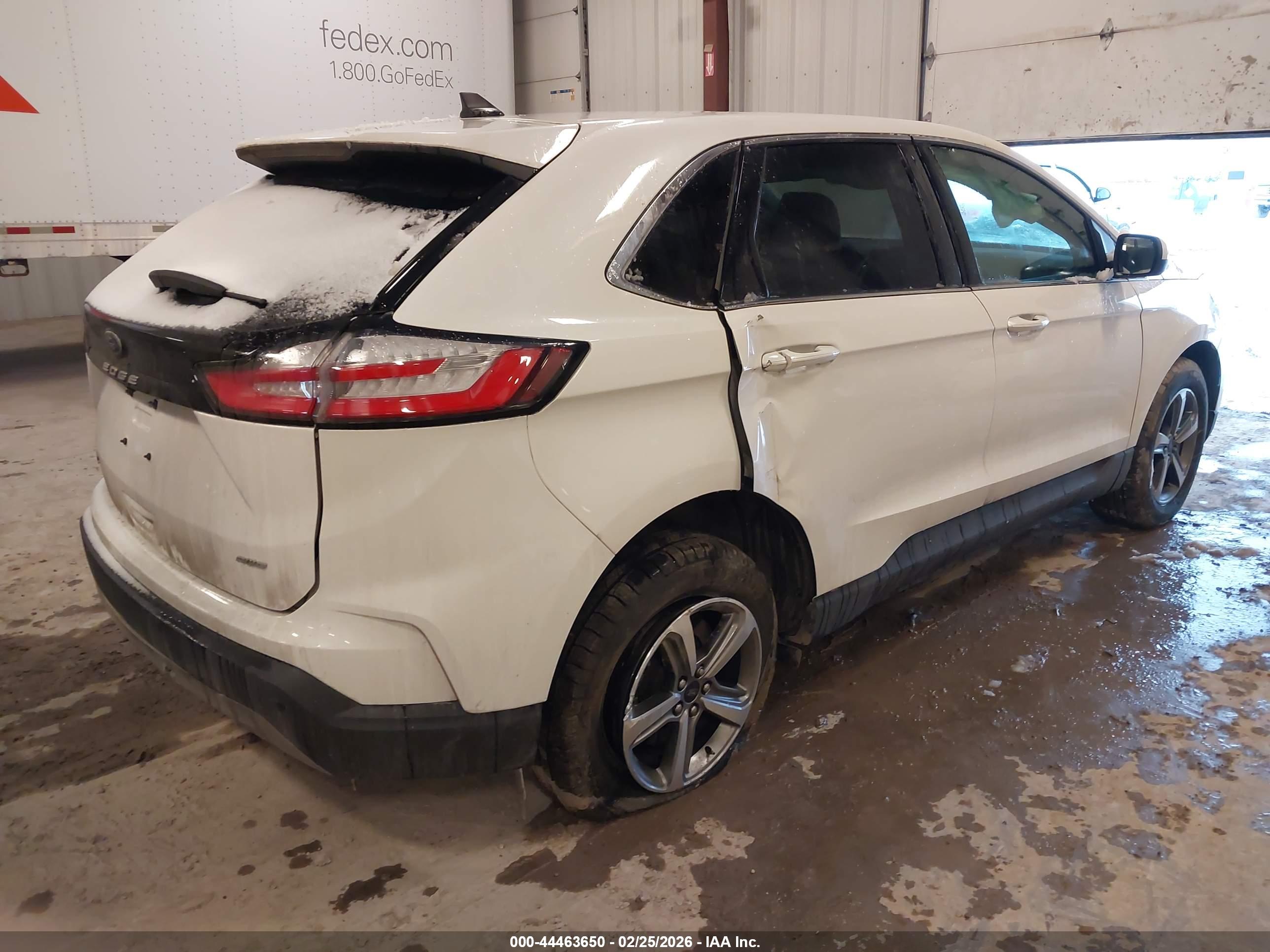 FORD EDGE image 4