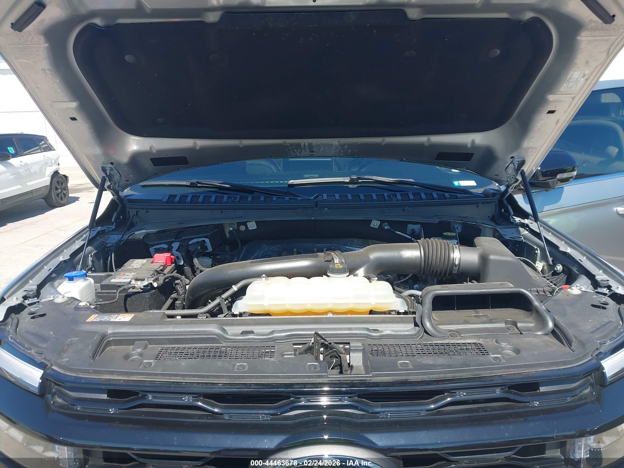 FORD EXPEDITION image 10