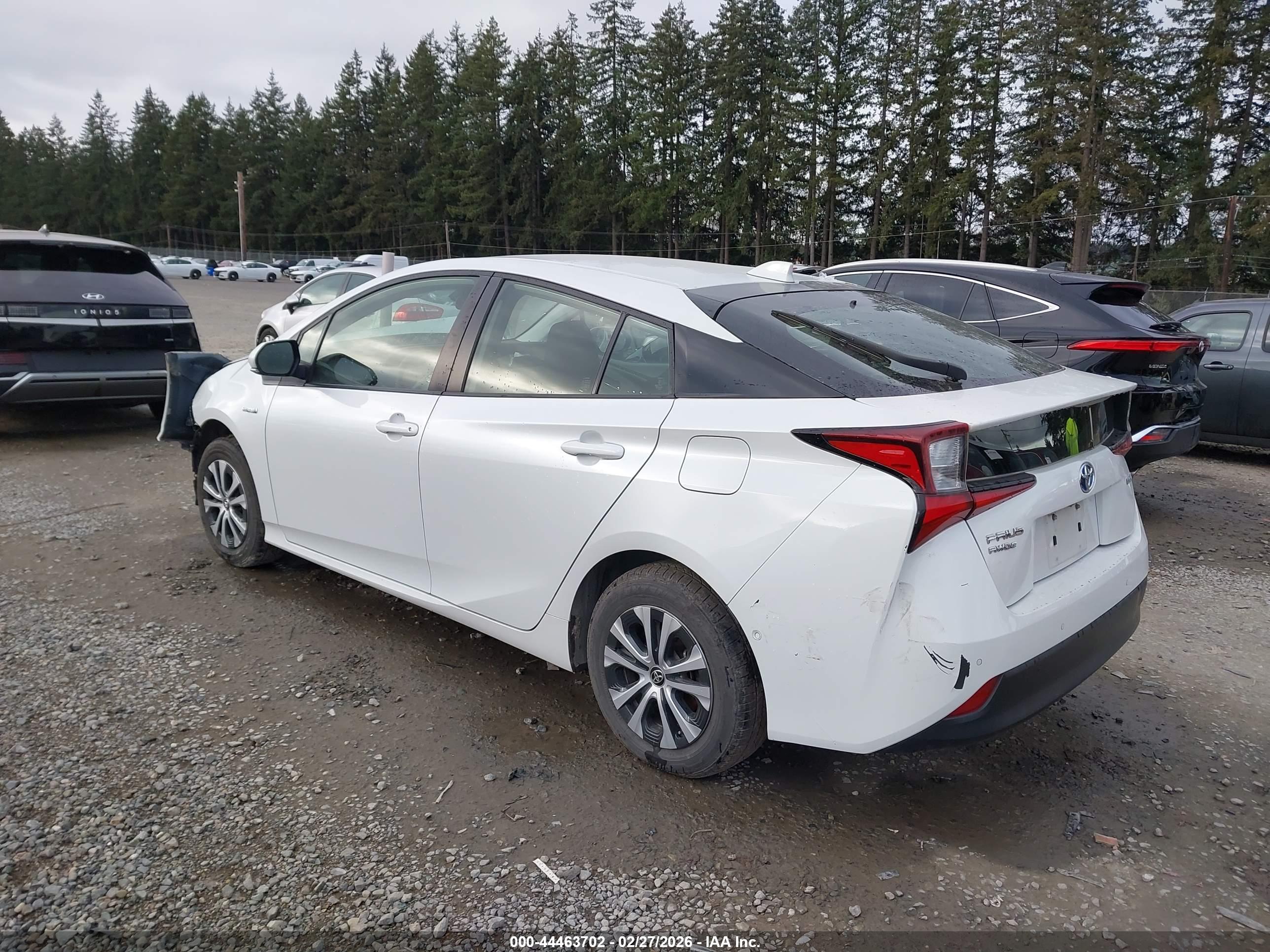 TOYOTA PRIUS image 3