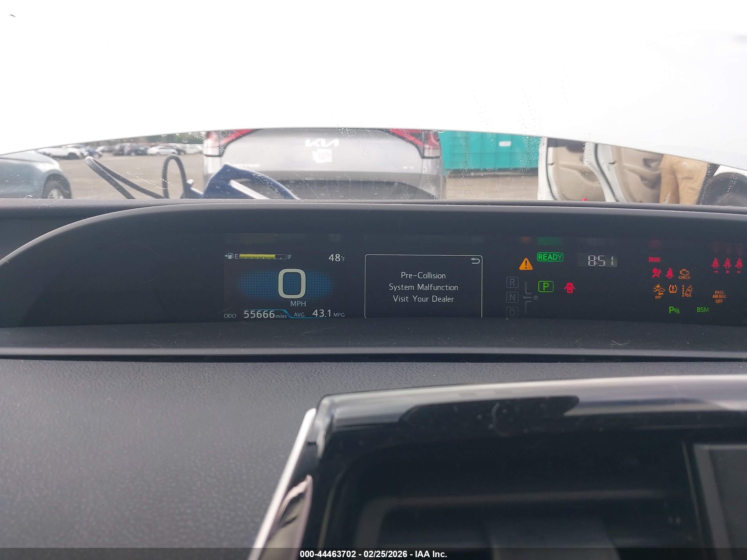 TOYOTA PRIUS image 7