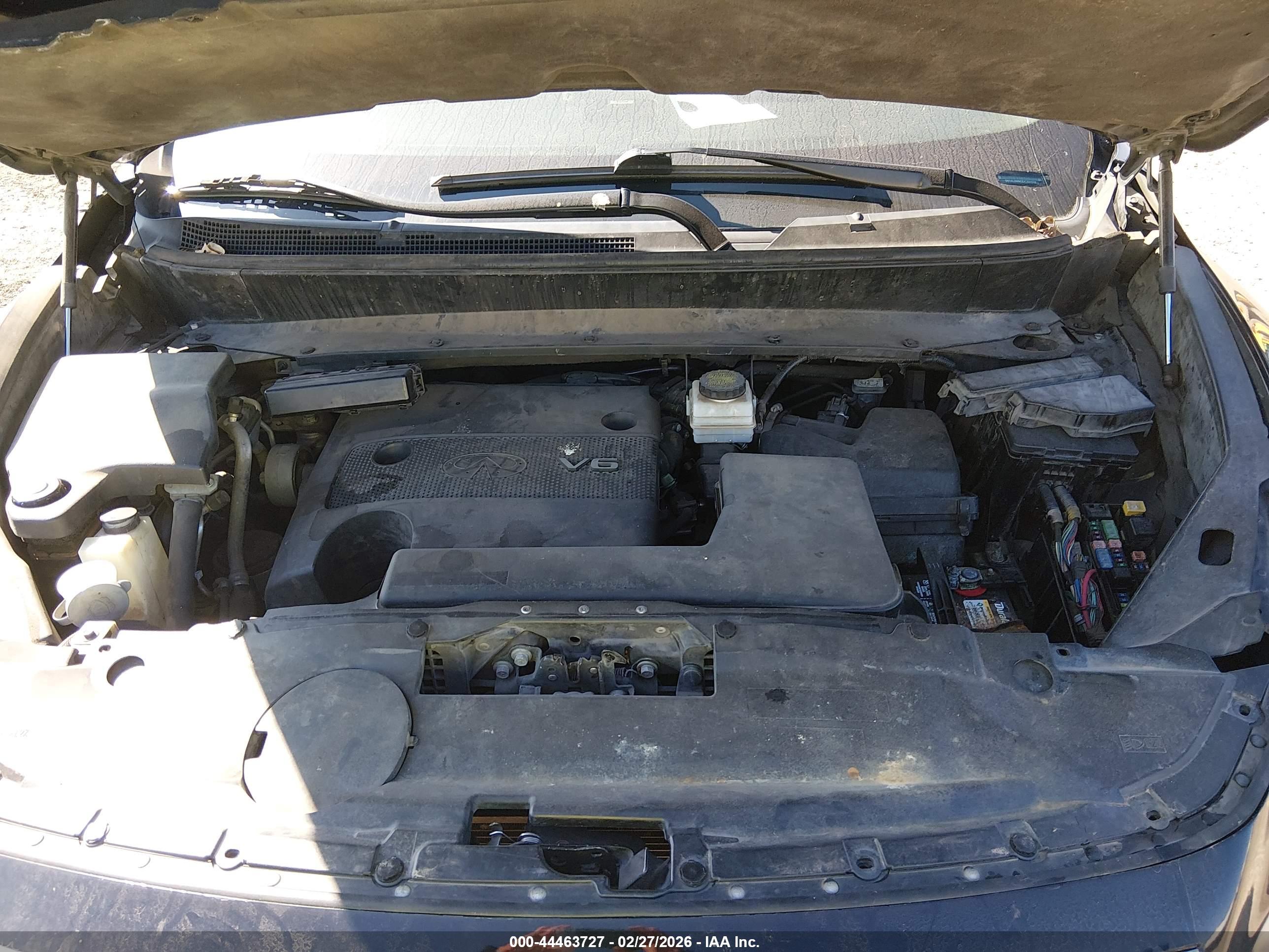 INFINITI JX35 image 10