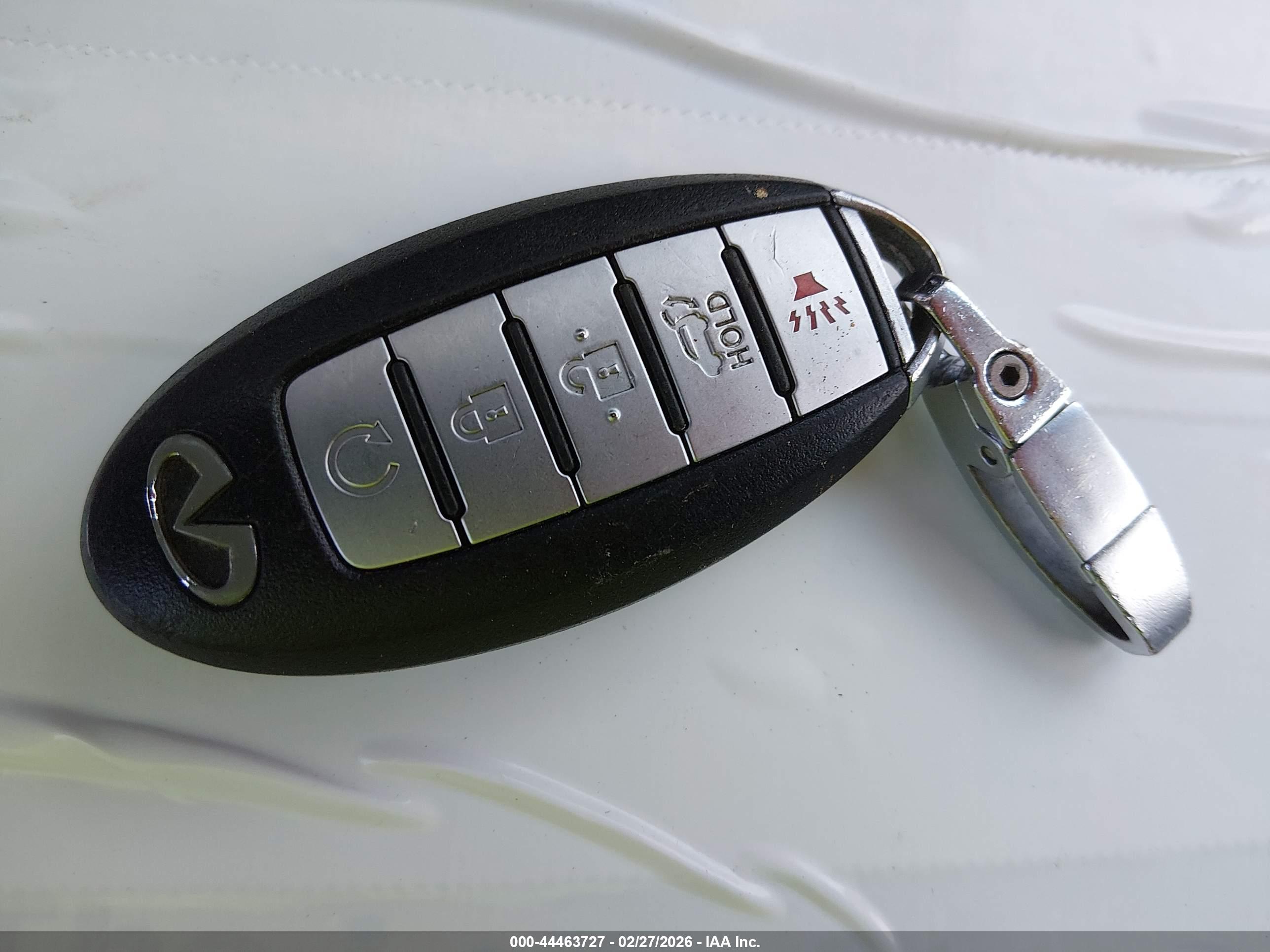 INFINITI JX35 image 11