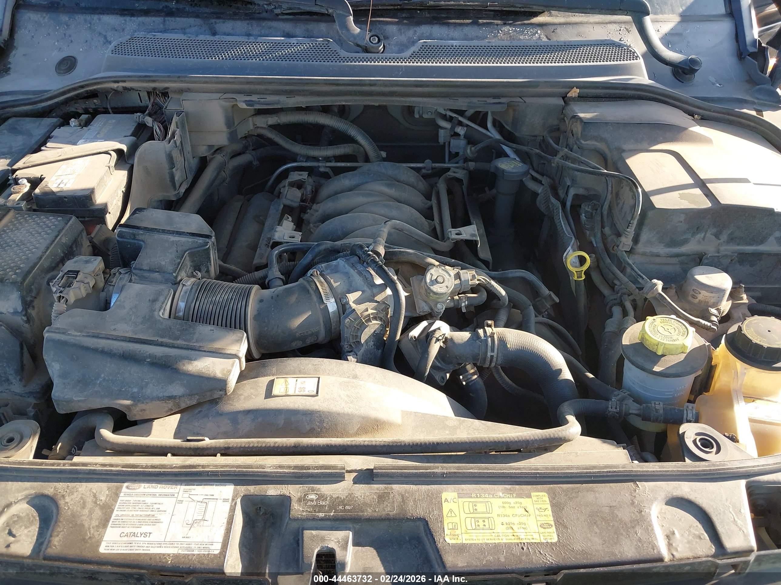 LAND ROVER image 10
