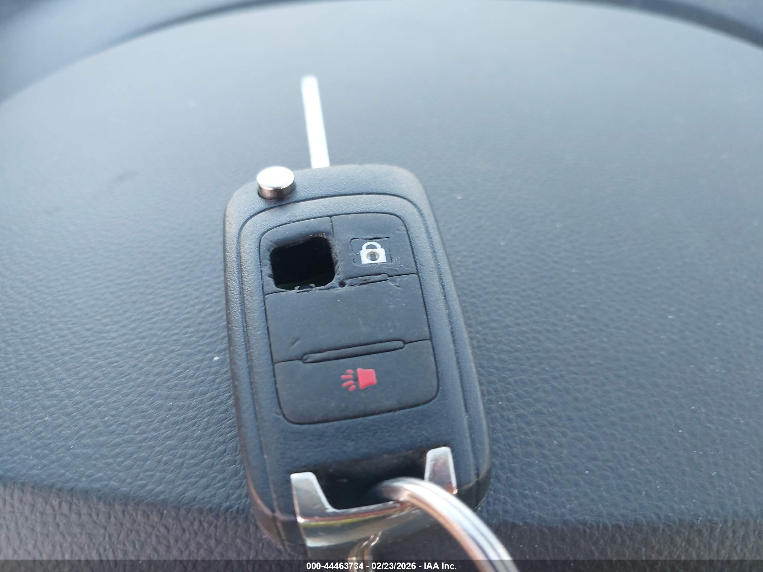 CHEVROLET EQUINOX image 11