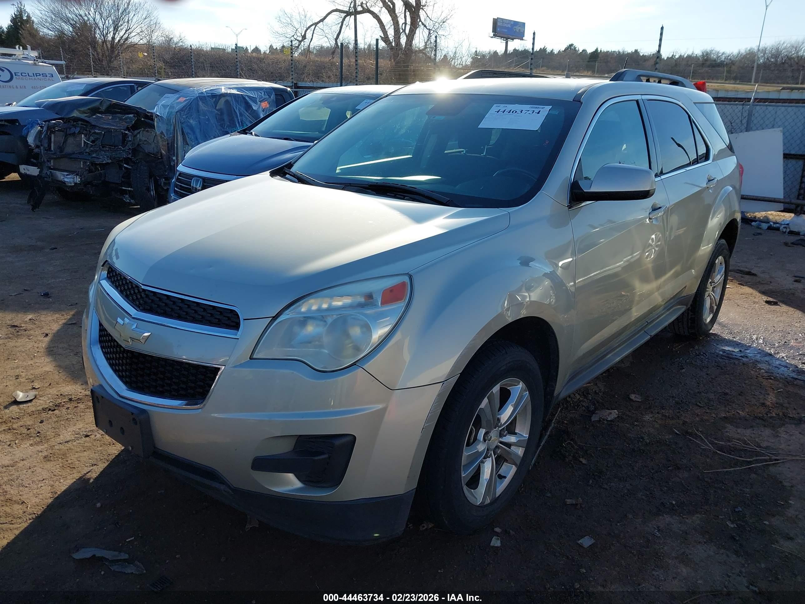 CHEVROLET EQUINOX image 2