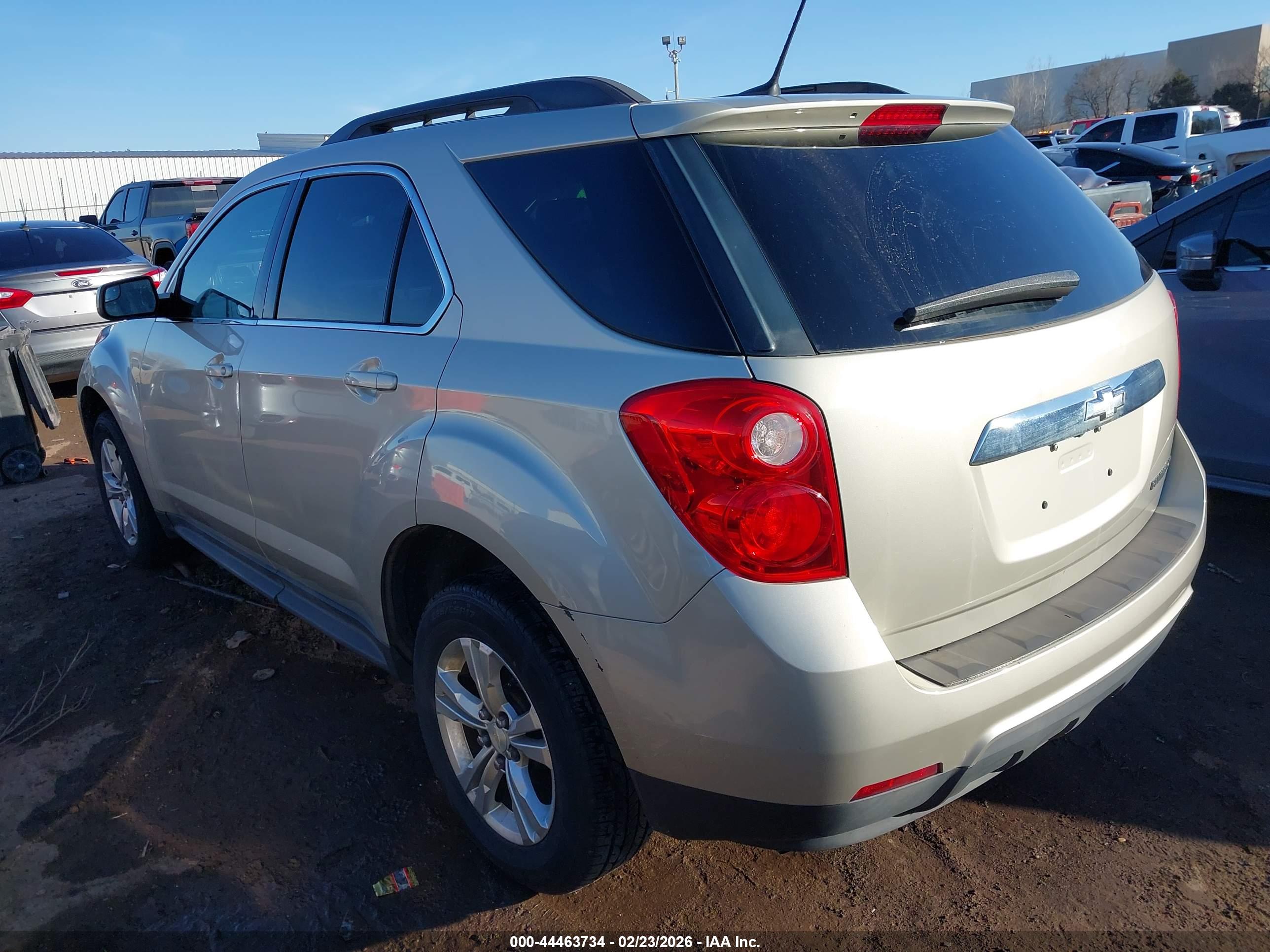 CHEVROLET EQUINOX image 3