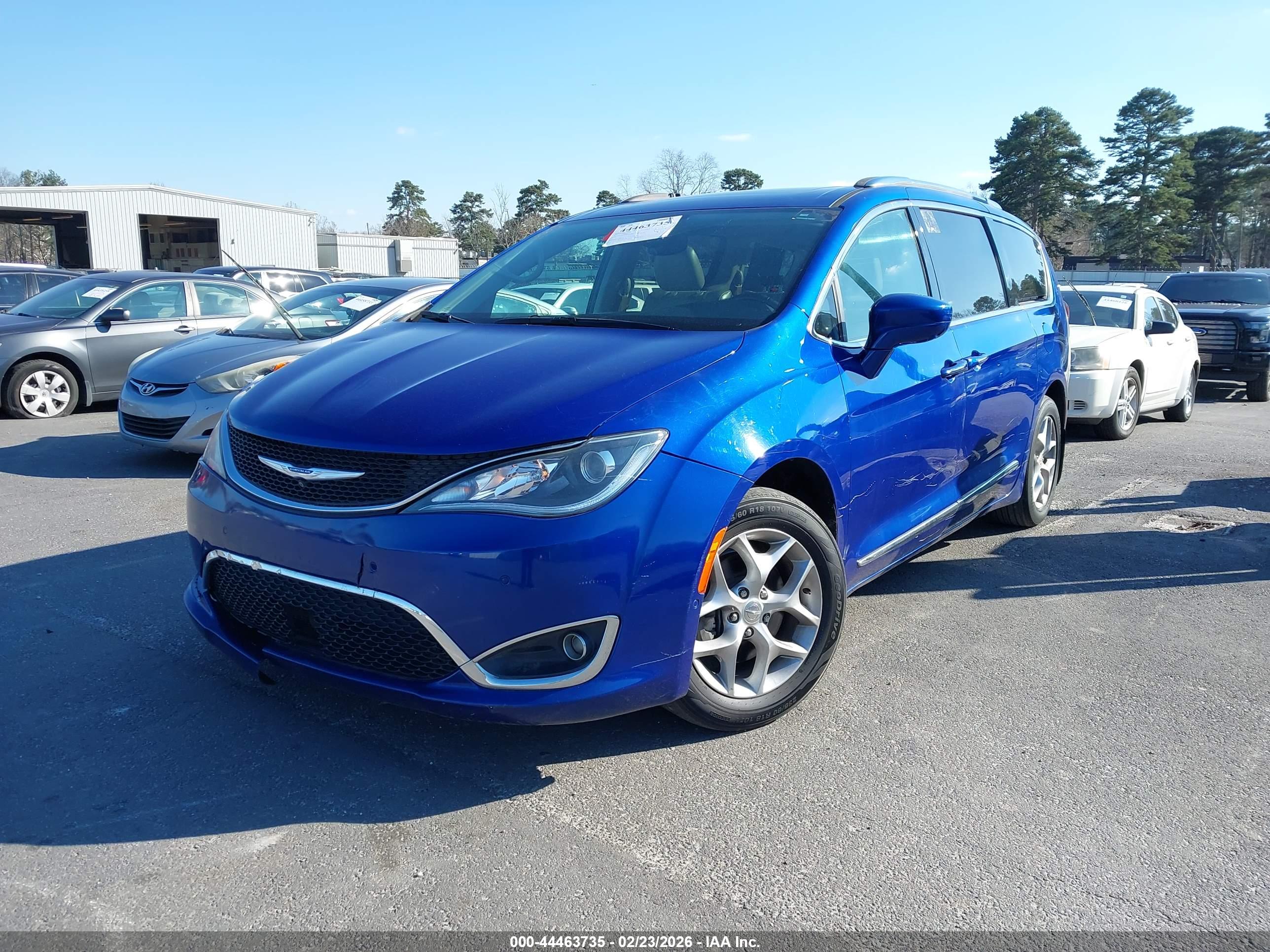 CHRYSLER PACIFICA image 2