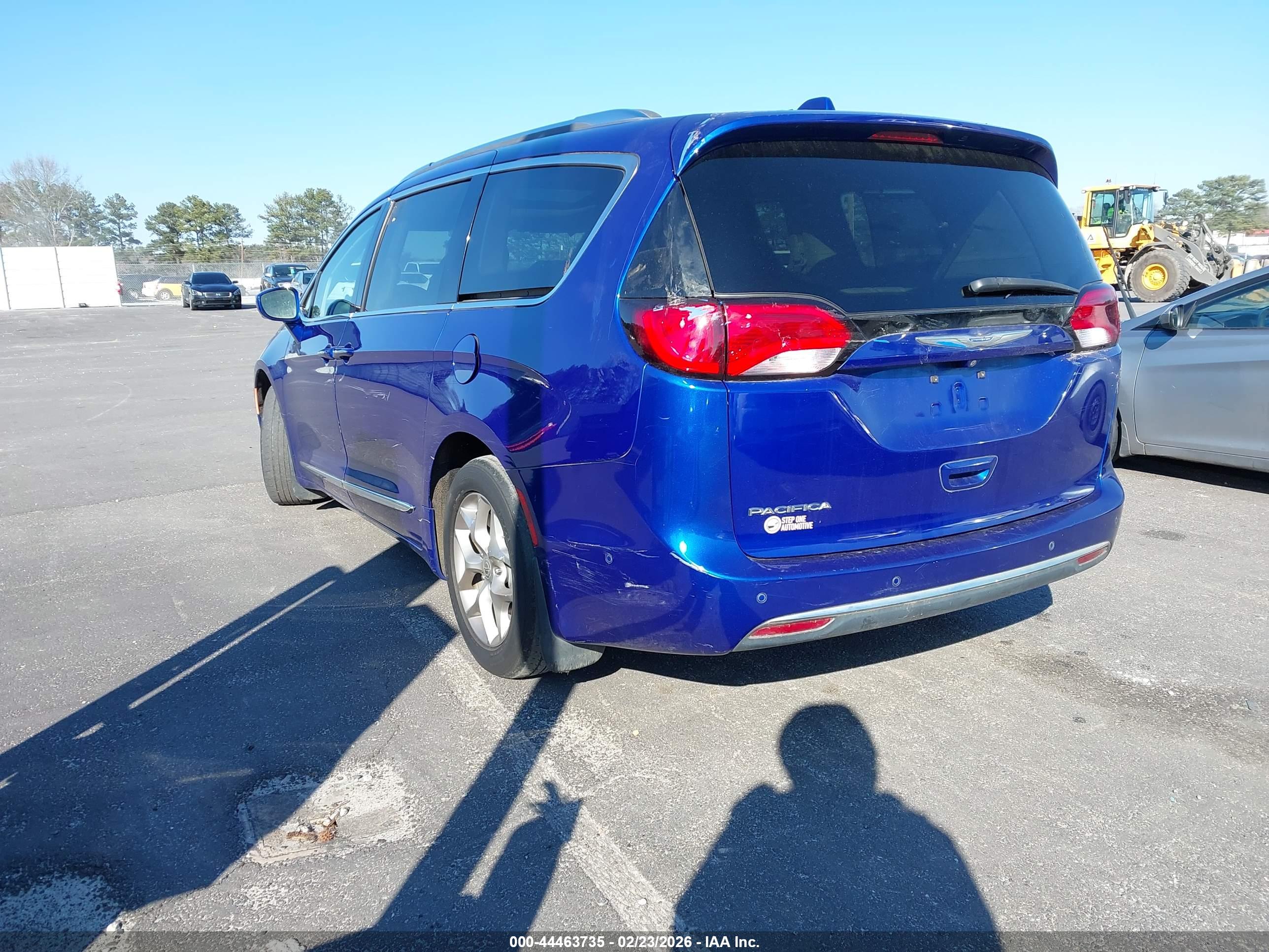 CHRYSLER PACIFICA image 3