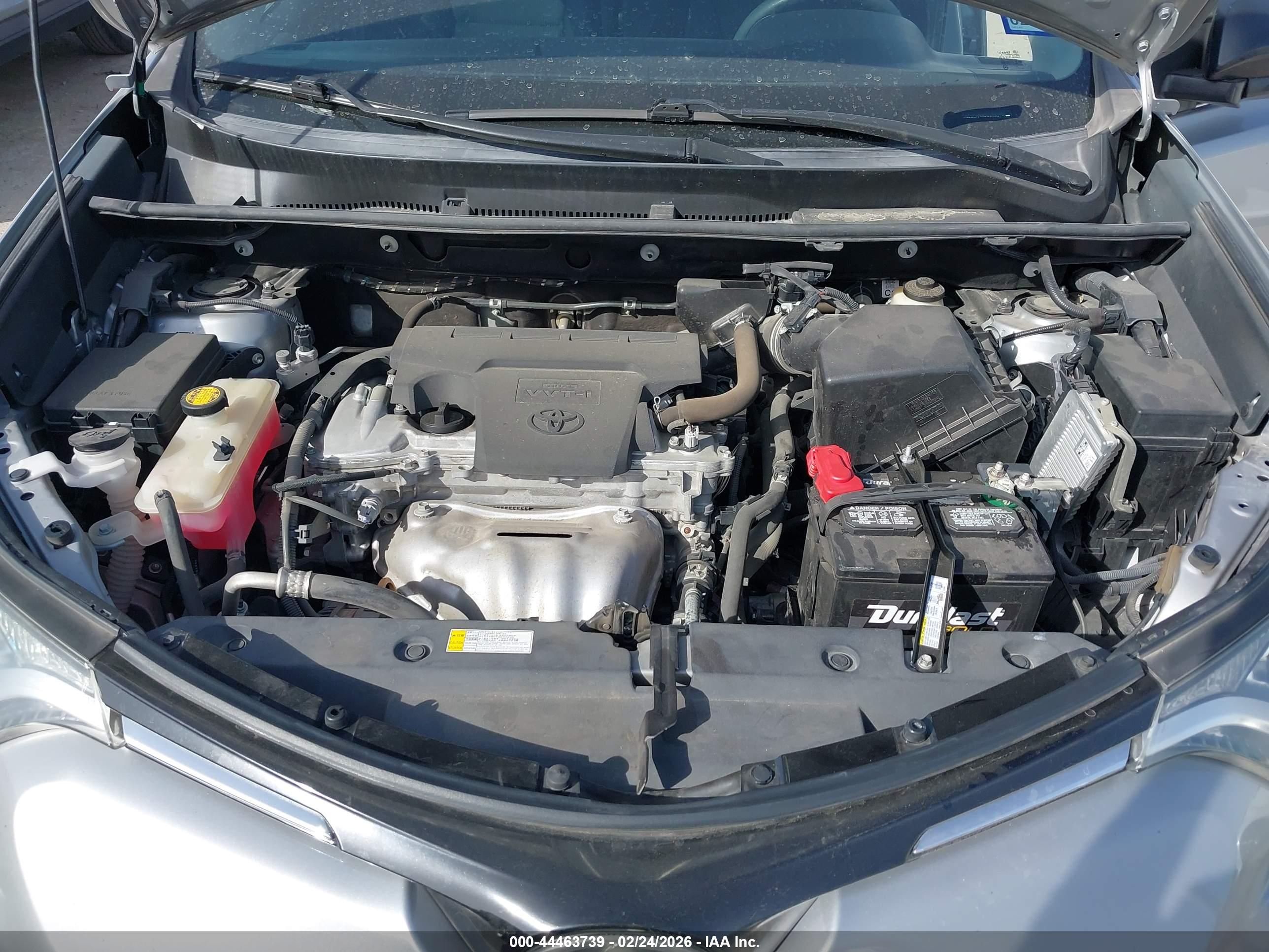 TOYOTA RAV4 image 10