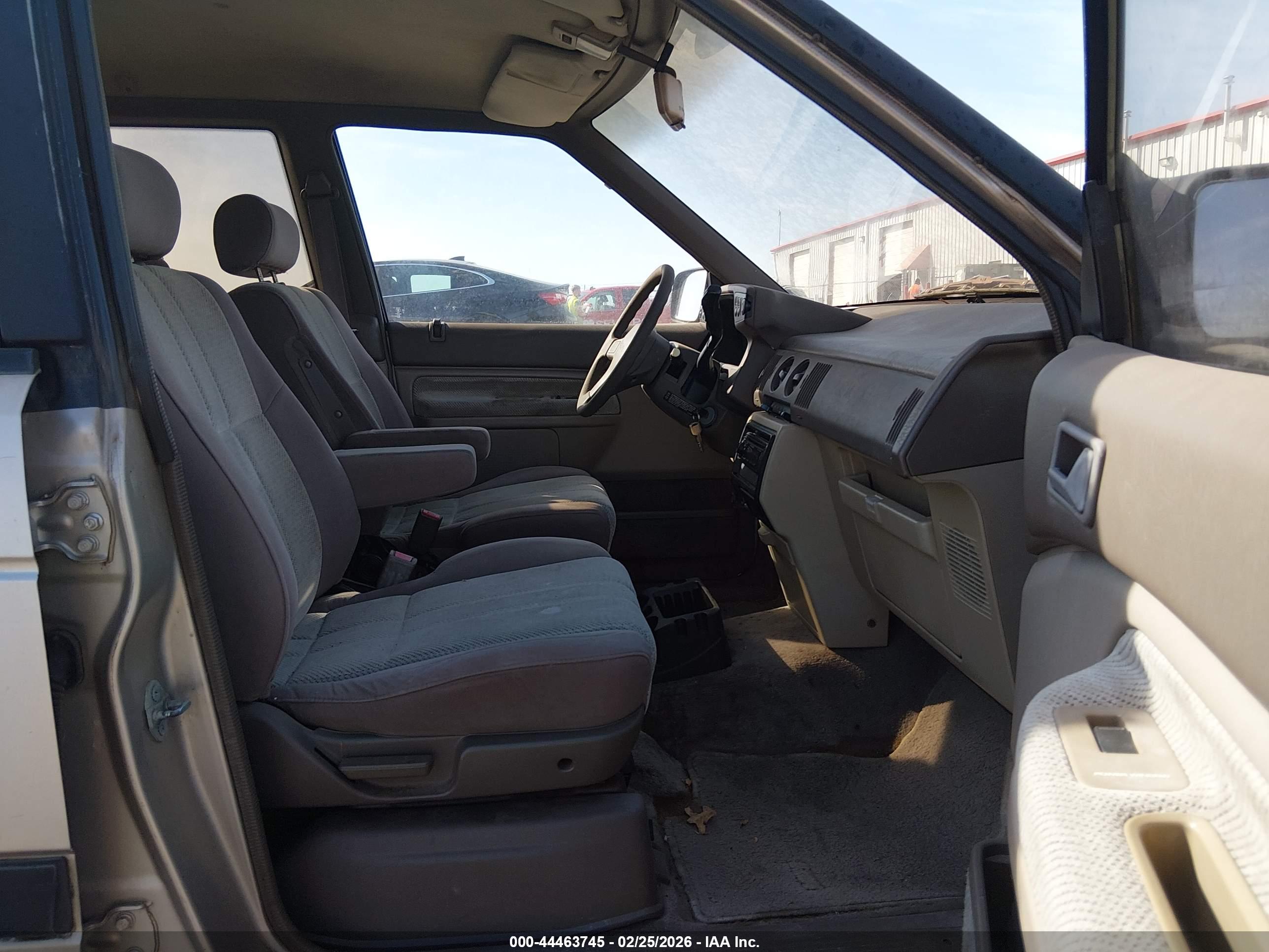 MAZDA MPV image 5