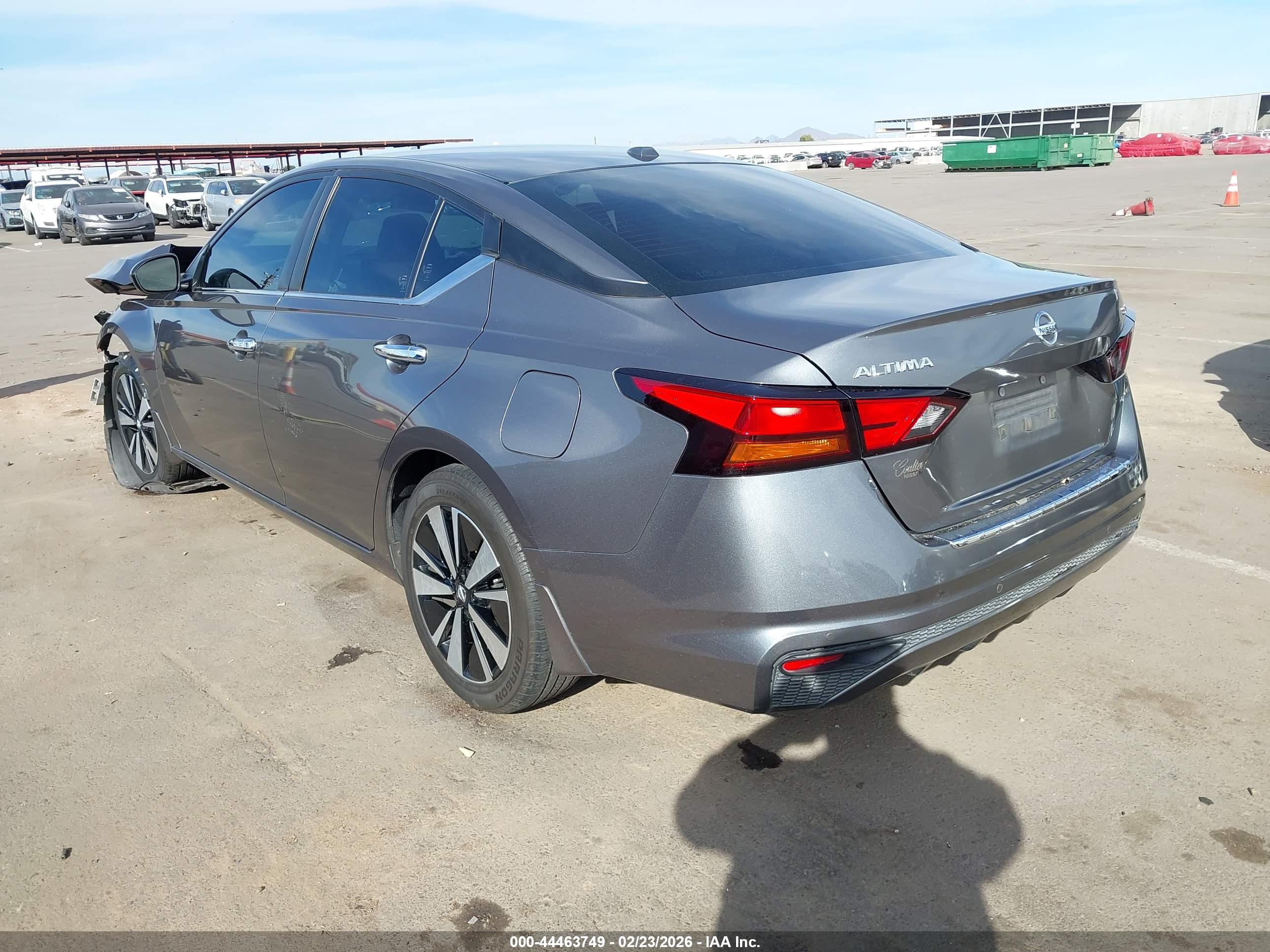 NISSAN ALTIMA image 3